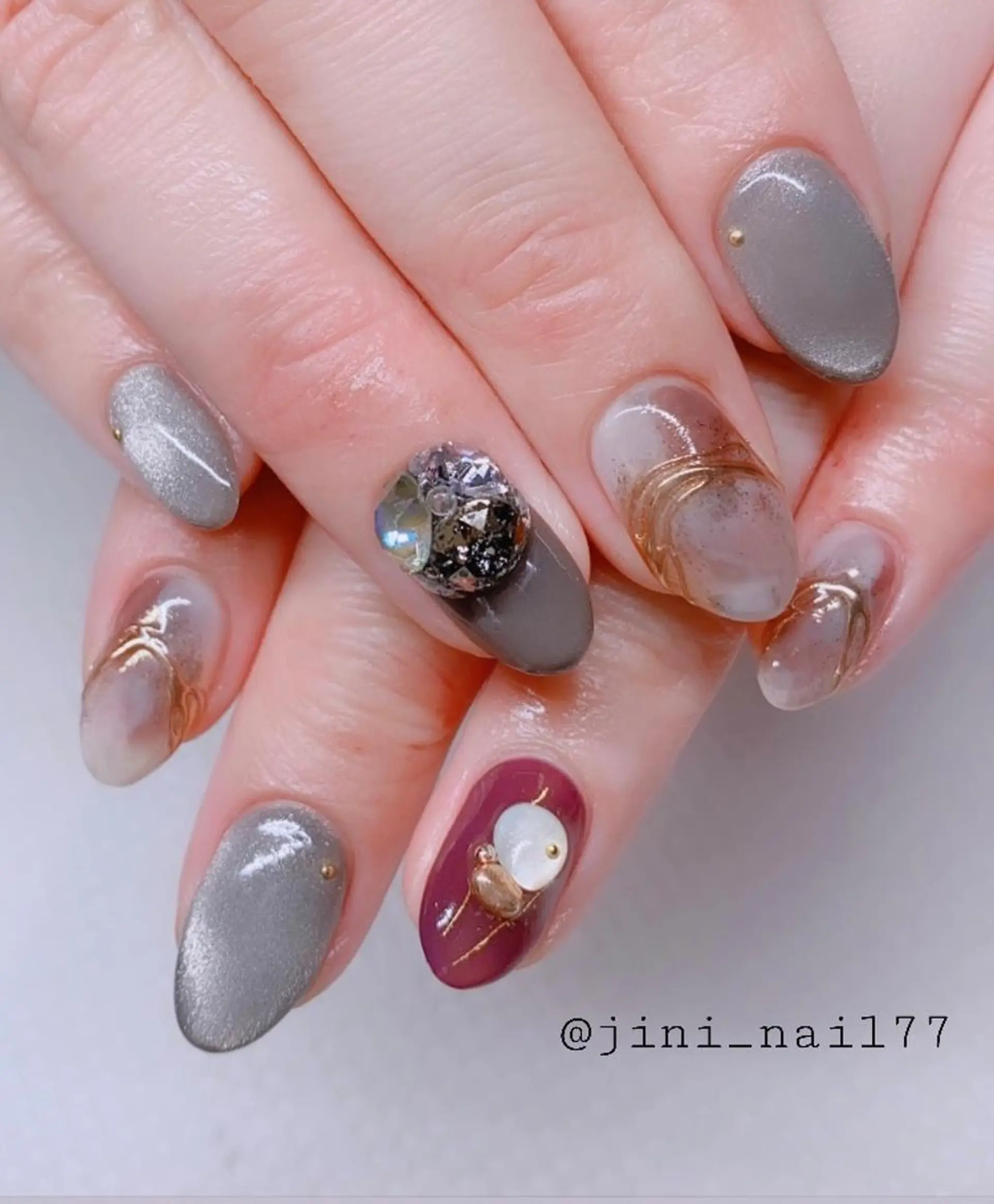 ネイル ジニ ネイルのネイルデザイン