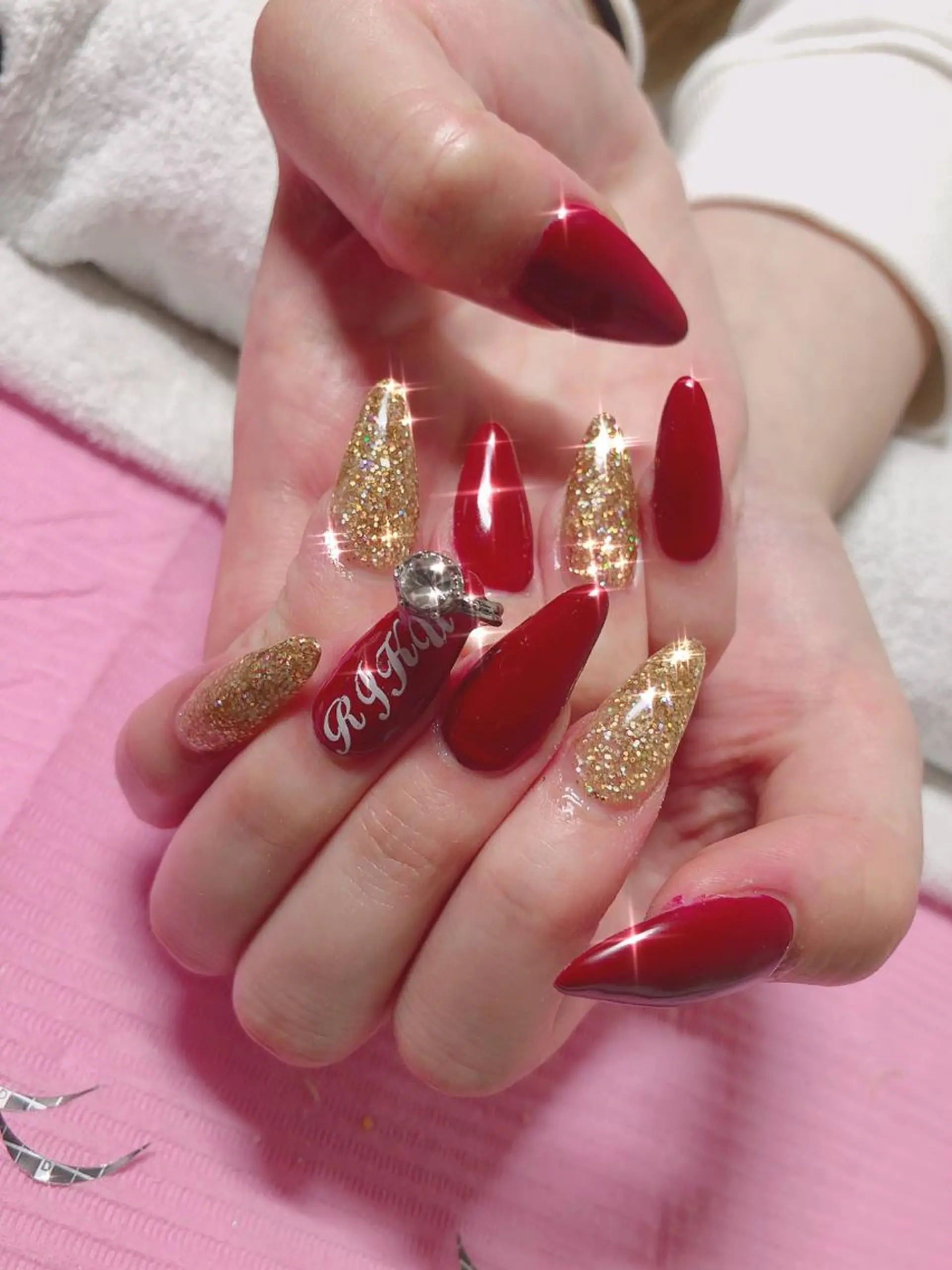 ミディアム ネイル ハンドネイル 《LB》ラブリエ Nail&eyeのマツエク・マツパデザイン