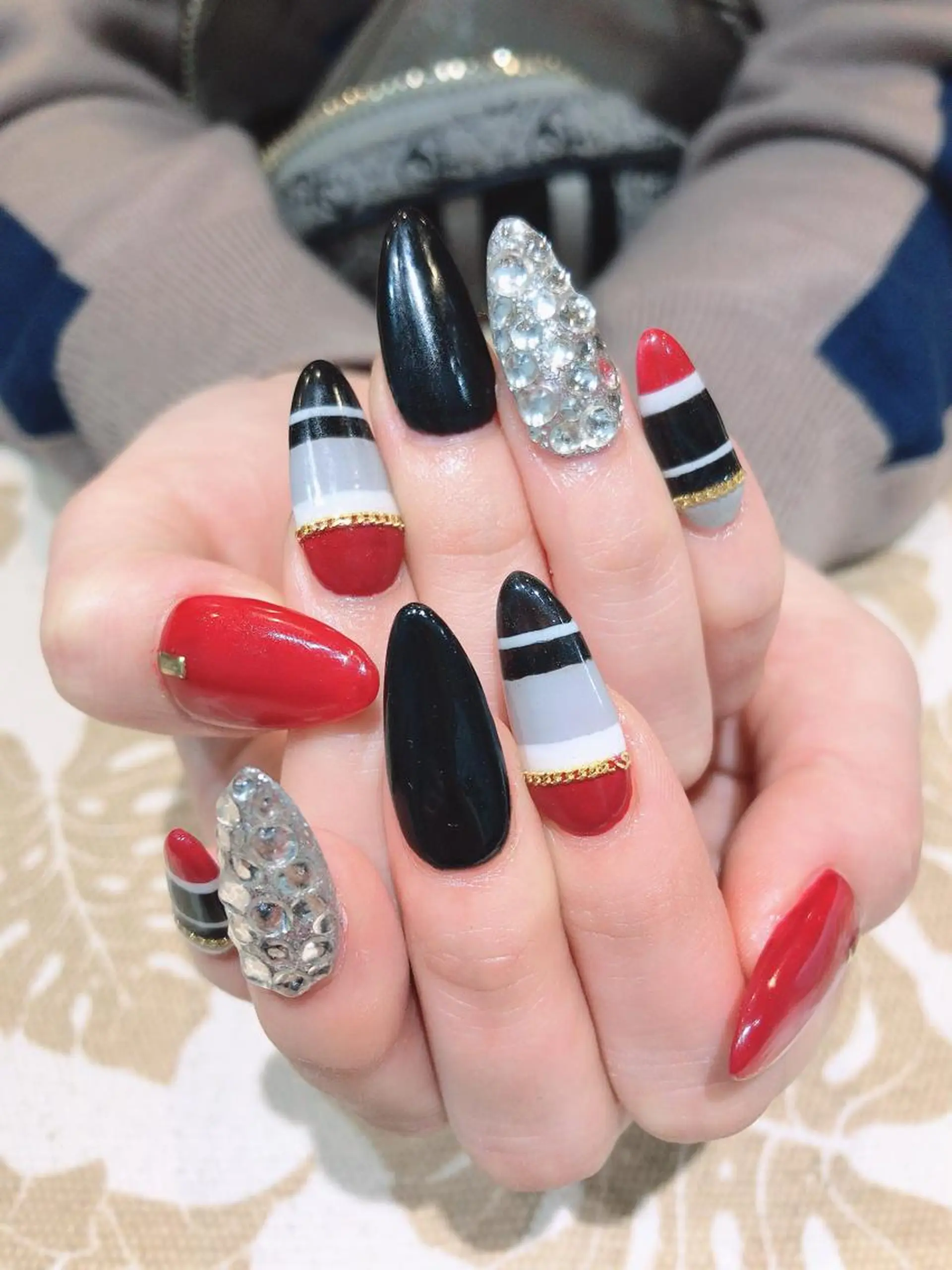ネイル 持ち込み ハンドネイル M's Style NAIL BARのネイルデザイン