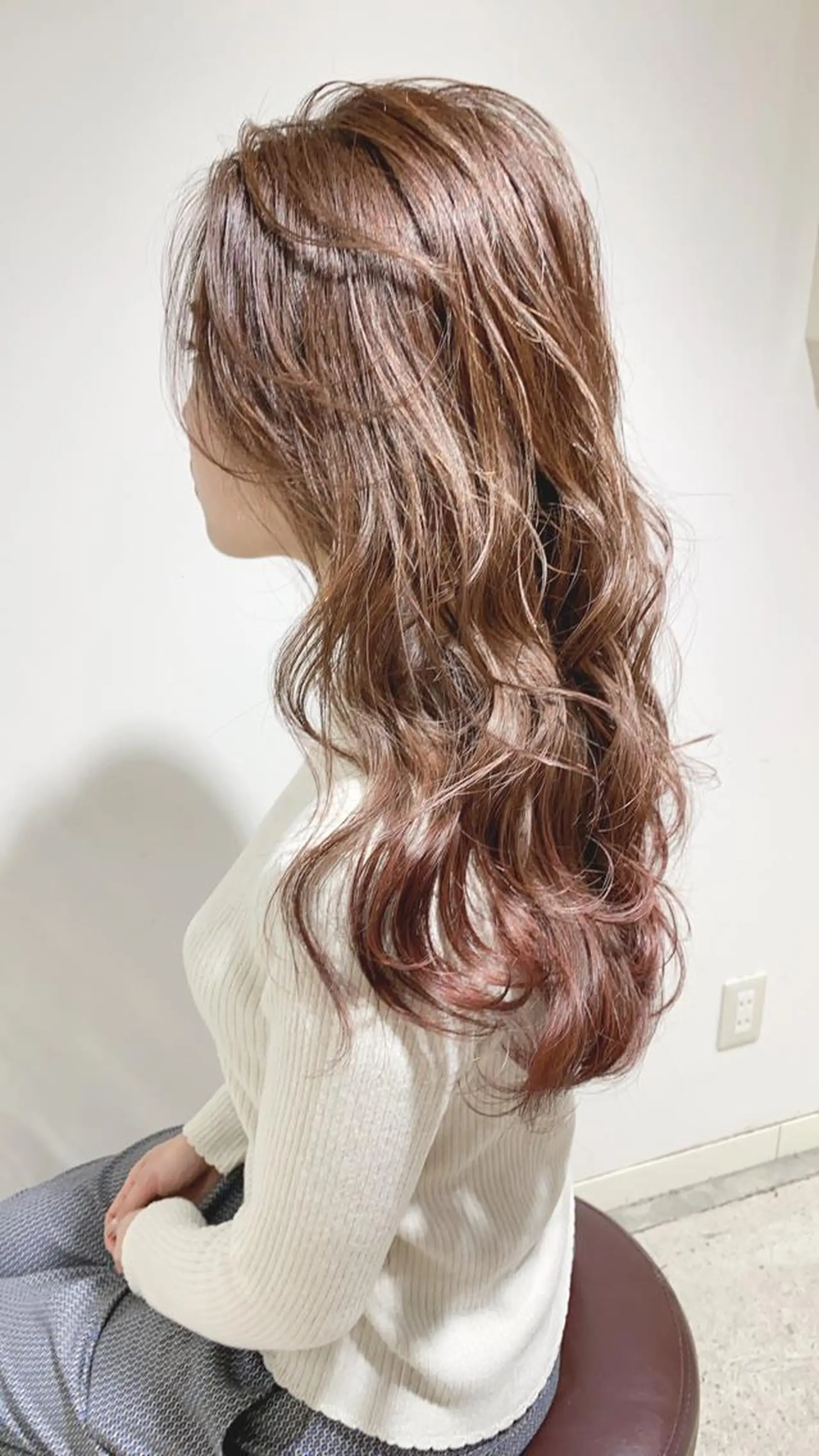 セミロング ショートボブ ボブ ハイライト 外ハネヘア メンズツイスパ ショートフクヤマシンのヘアスタイル