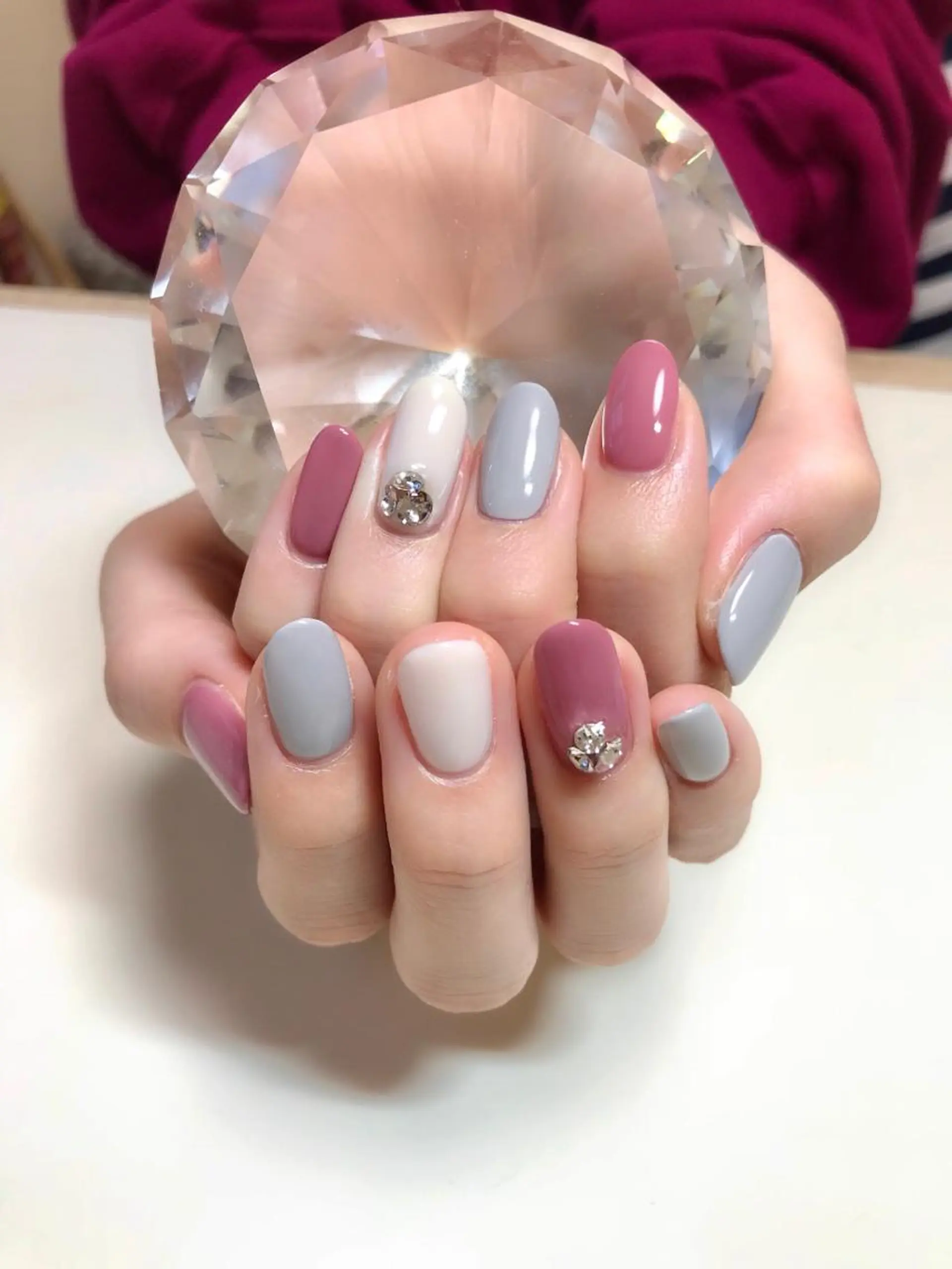 ネイル ストーンネイル 'mm  (ミリ) ＭＡＮＡＭＩのネイルデザイン