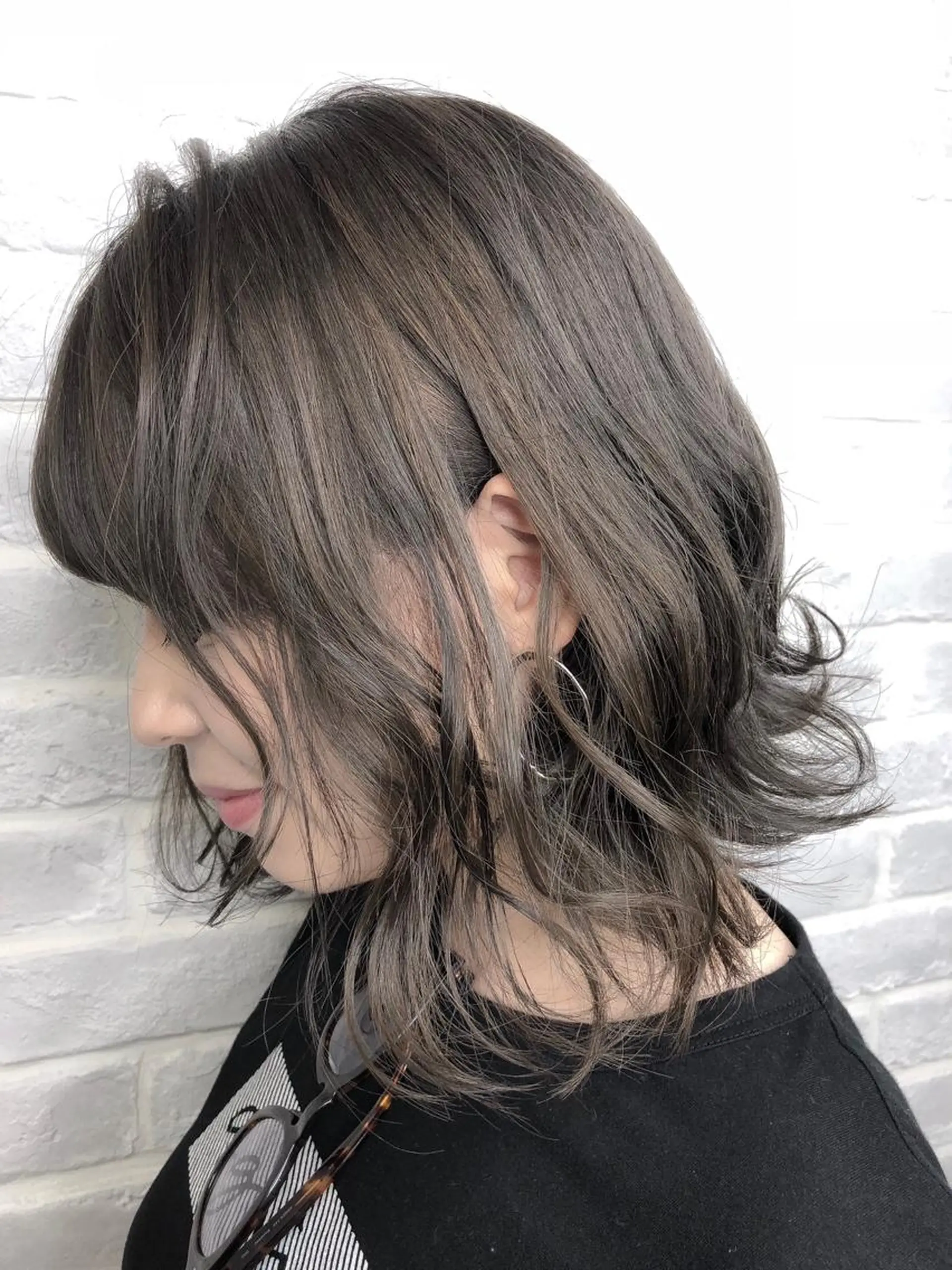 ショート カラー ブリーチ イルミナカラー シルバー 【透明感、艶髪】西村 有司のヘアスタイル