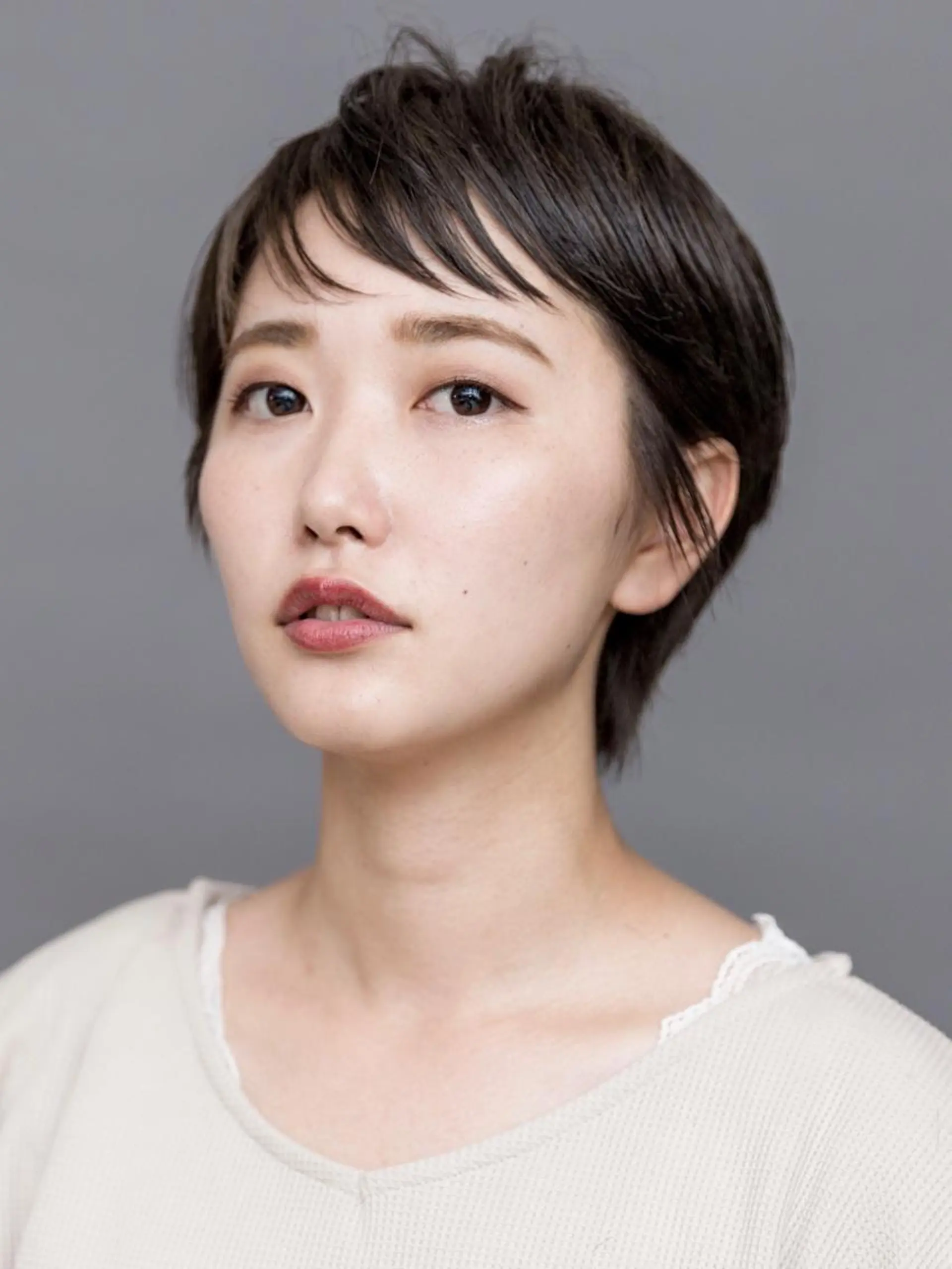 ショート カラー ツジガキ ユウスケのヘアスタイル