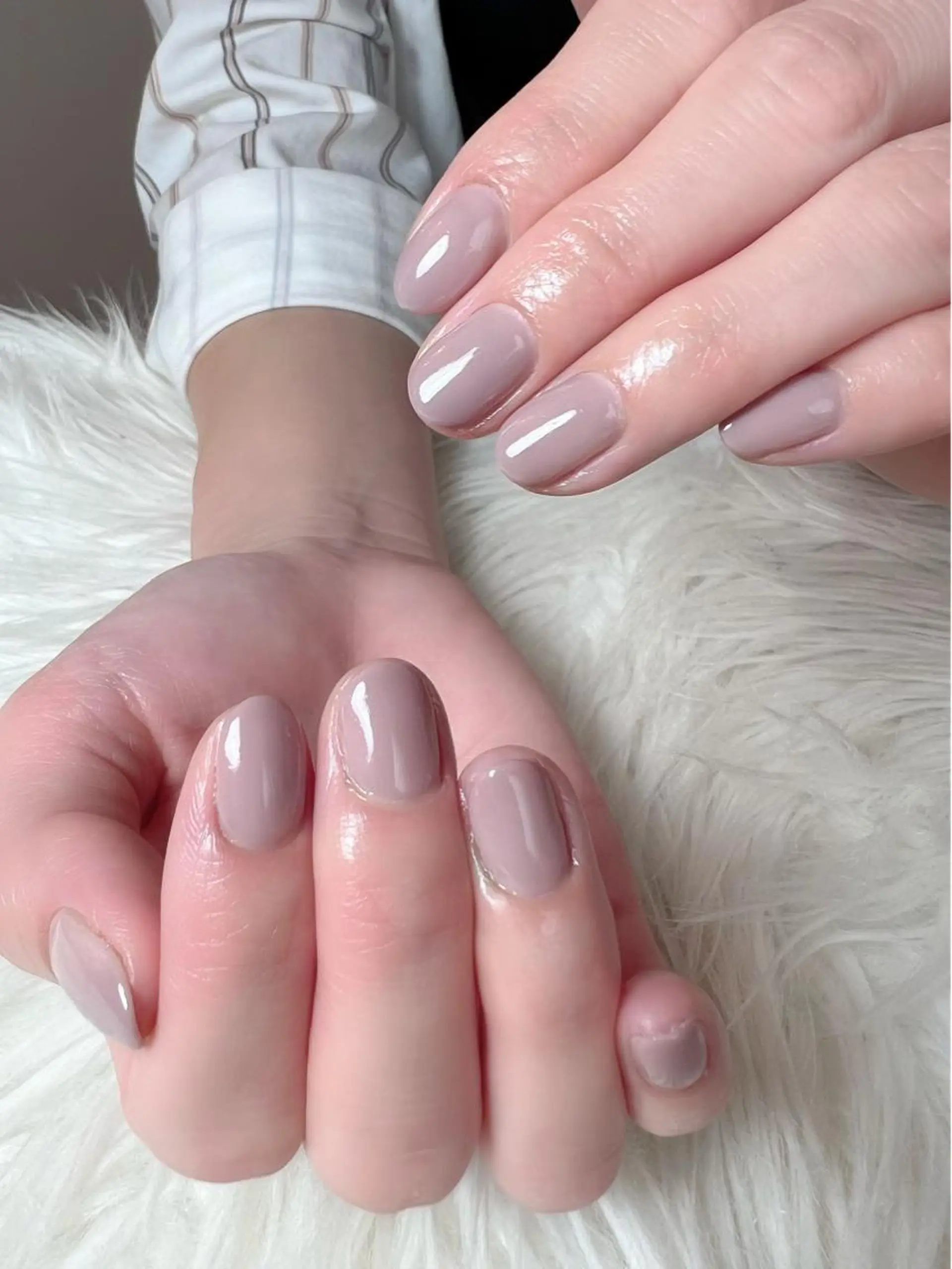 ネイル ジェルネイル オフィスネイル ワンカラーネイル ピンク ピンクベージュ ハンドネイル シェヌネイル JURAのネイルデザイン