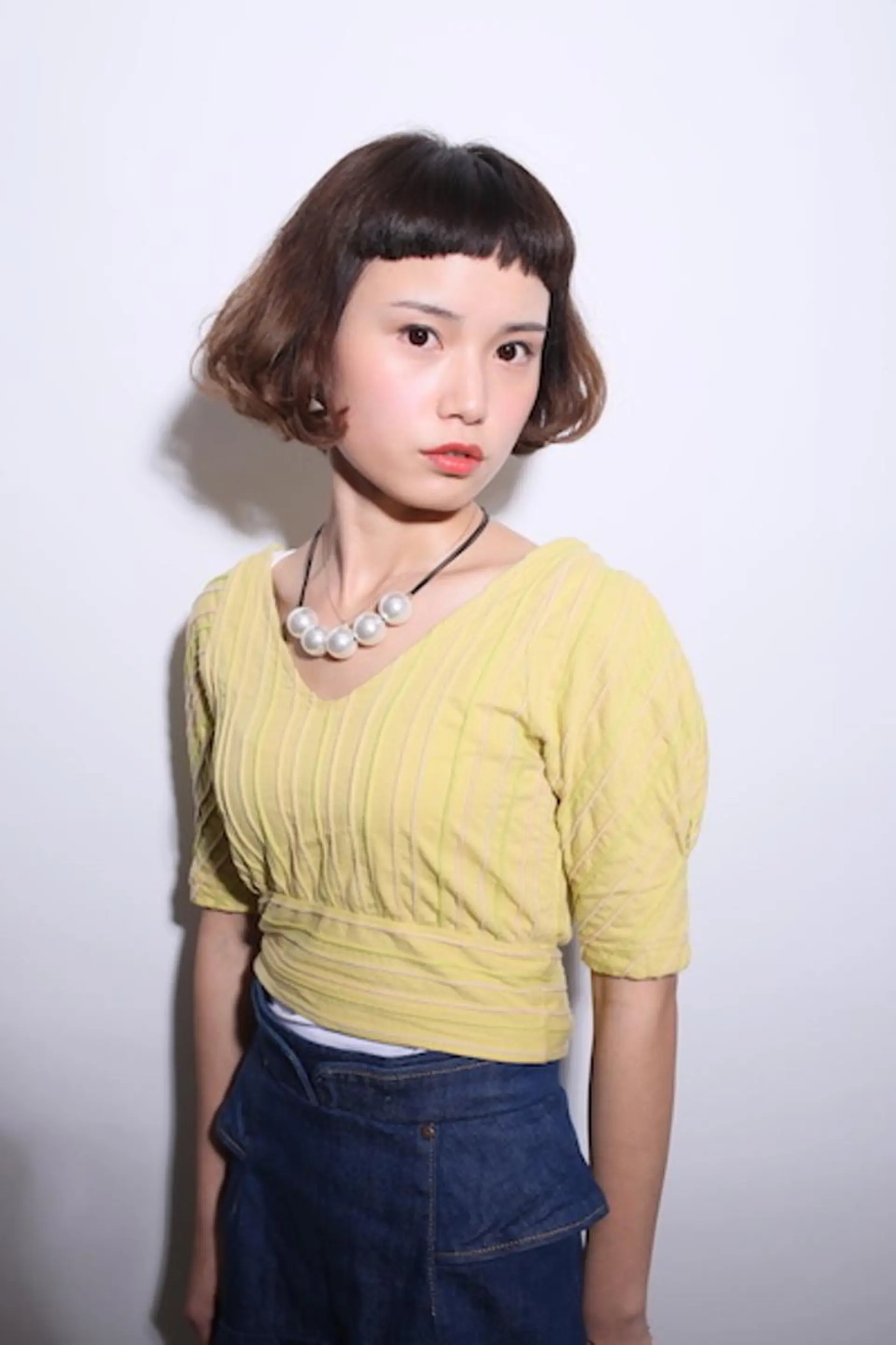 ショート カラー アルファ シェリのヘアスタイル