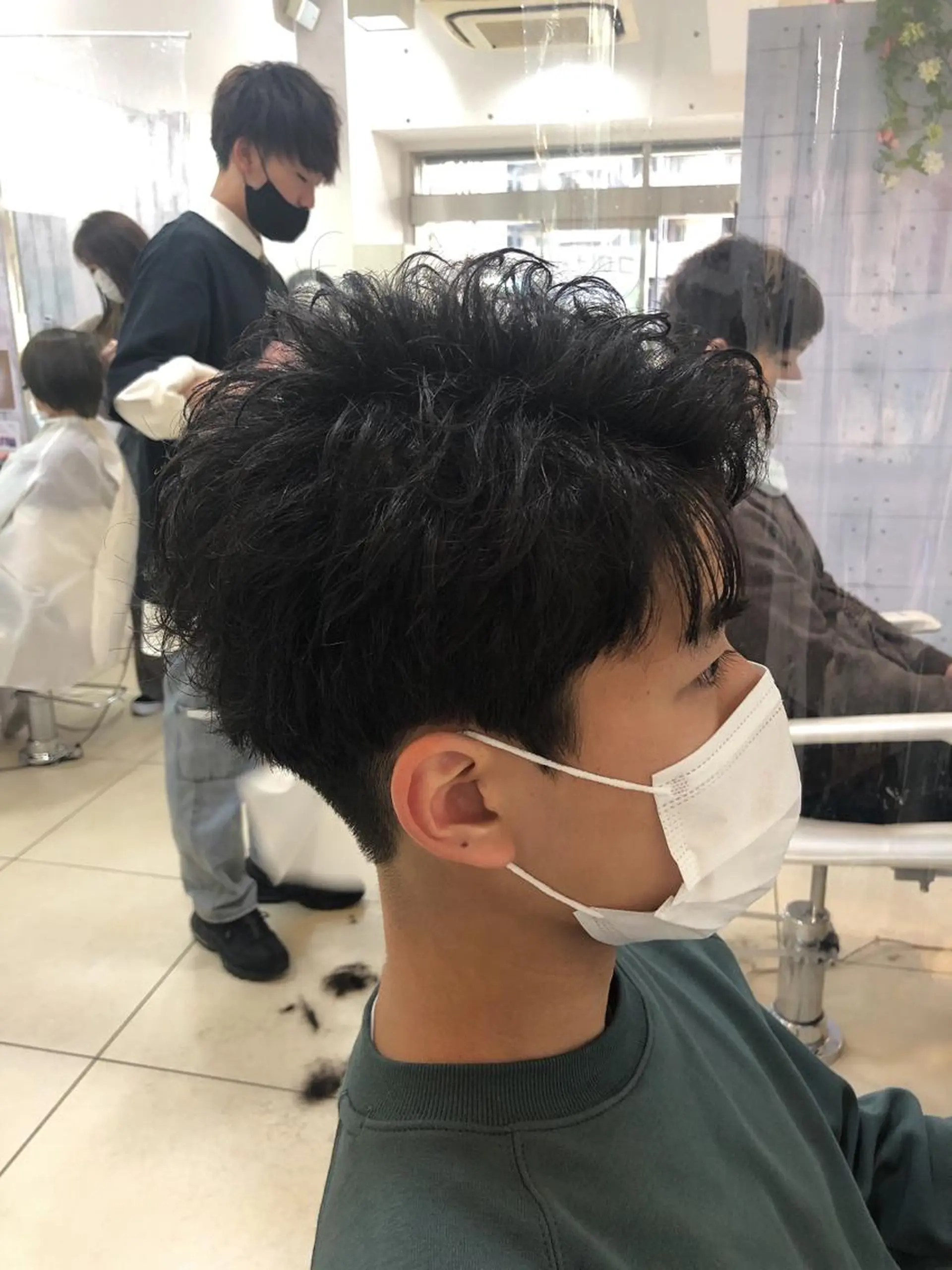 ショート パーマ メンズ 髪質改善× 白髪ぼかし溝江のヘアスタイル