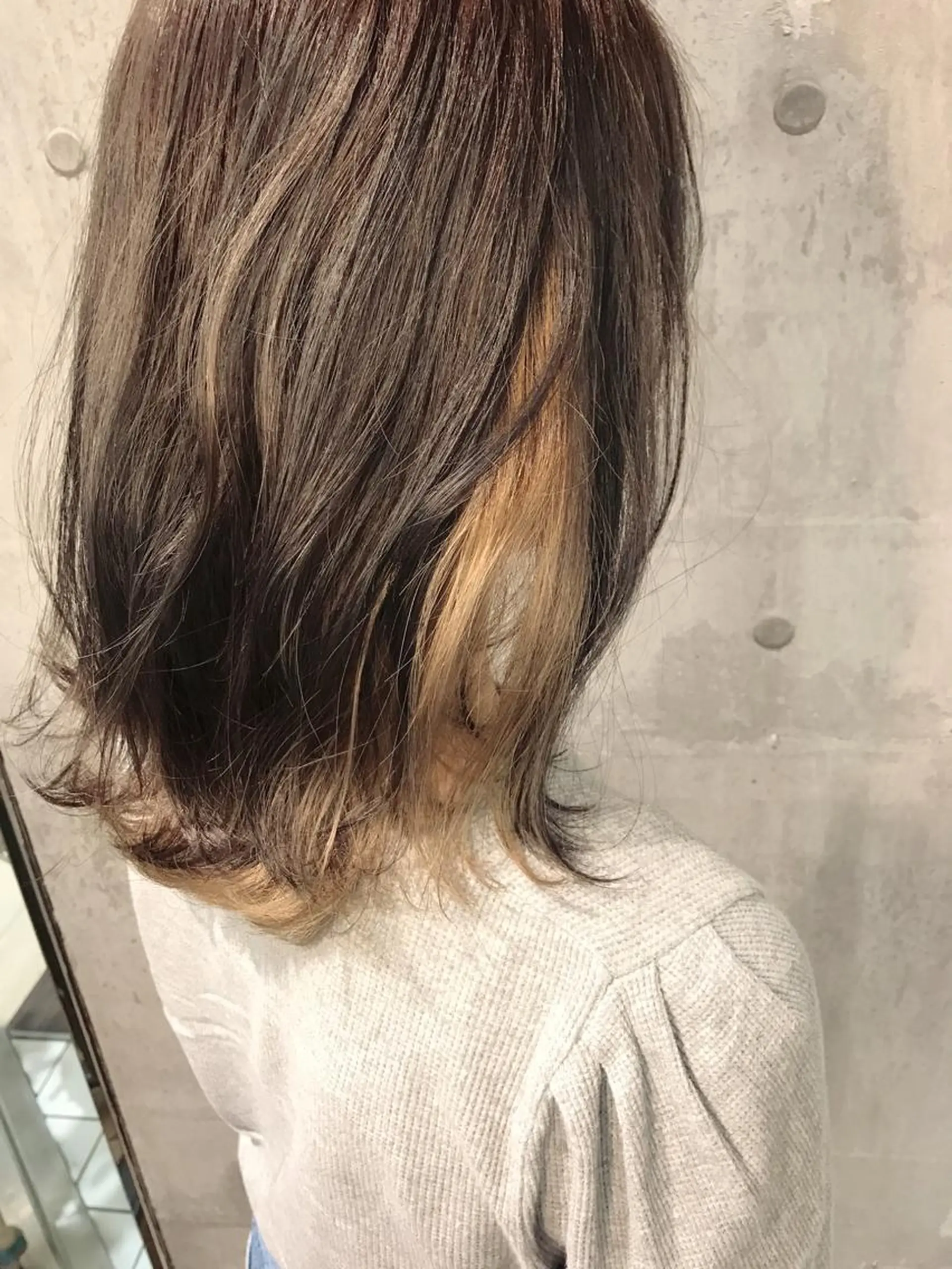ミディアム カラー 透明感カラー グレージュ インナーカラー カット ヘアカラー トリートメント 田室 和幸のヘアスタイル