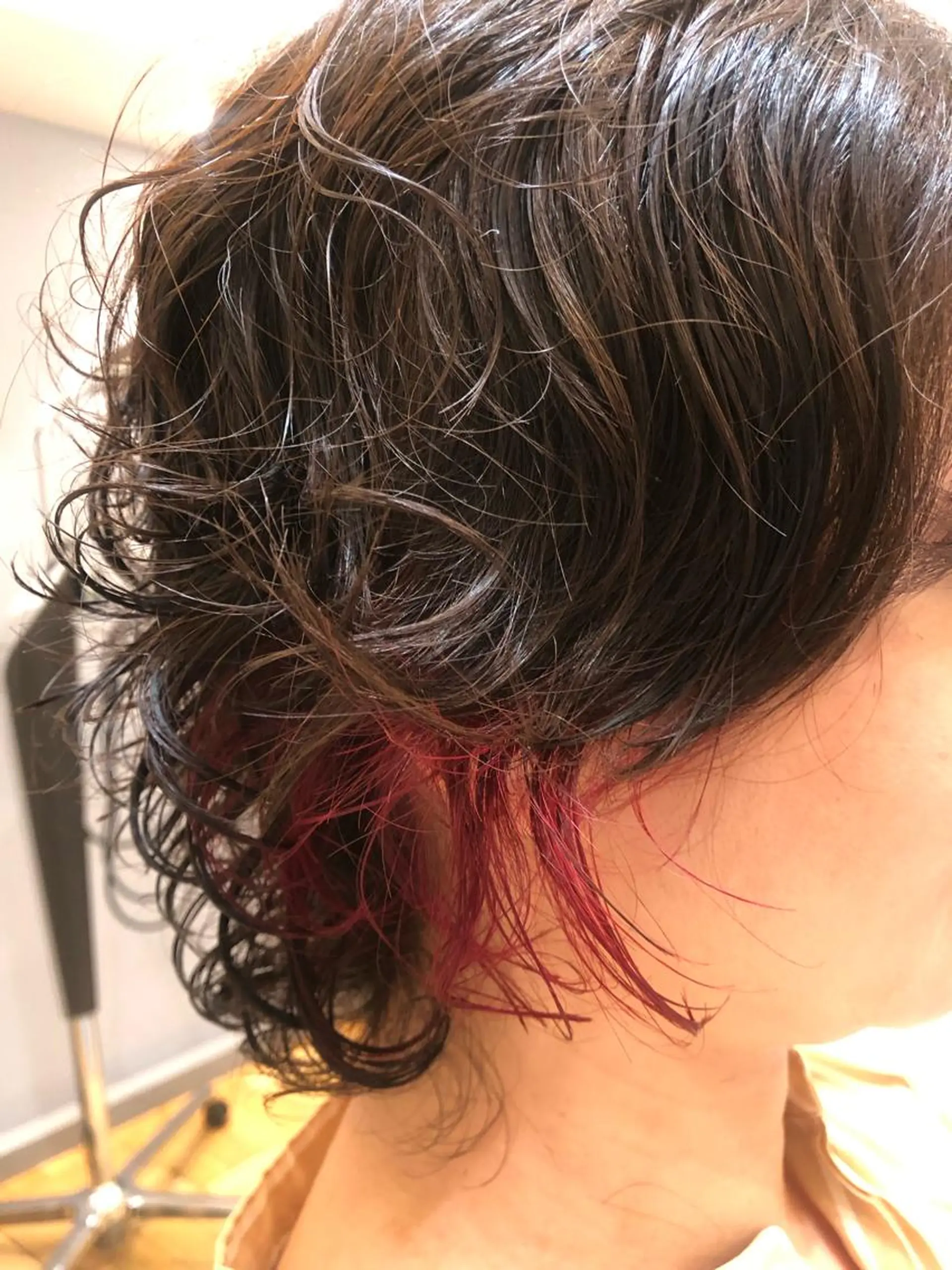 ショート パーマ コテ巻きパーマ 阪上 沙織のヘアスタイル