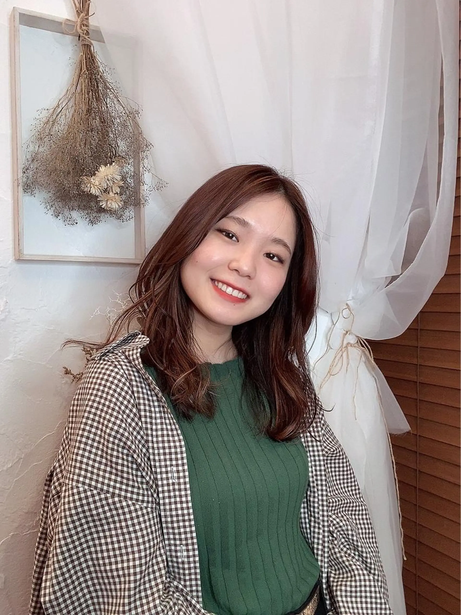 ロング カラー パーマ ヘアアレンジ ハイライトカラー オレンジ ハイライト デザインカラー✨ 日高桃佳のヘアスタイル