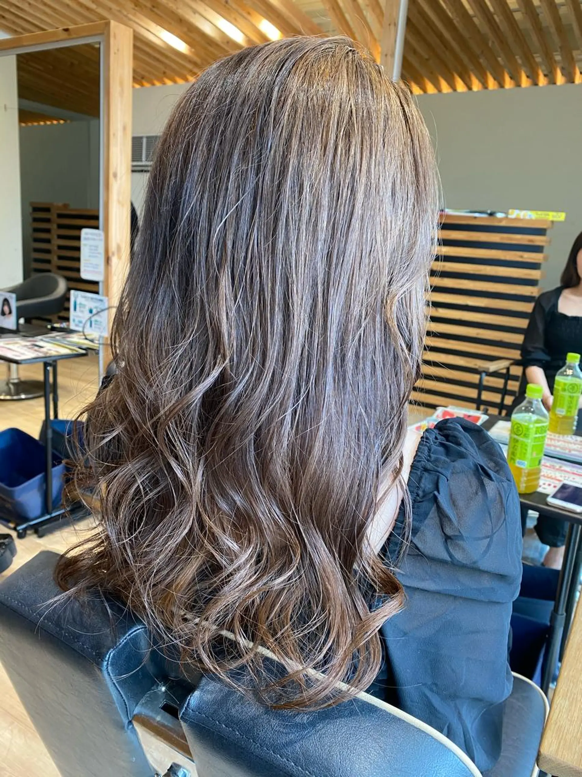 ロング カラー 関口 友行のヘアスタイル