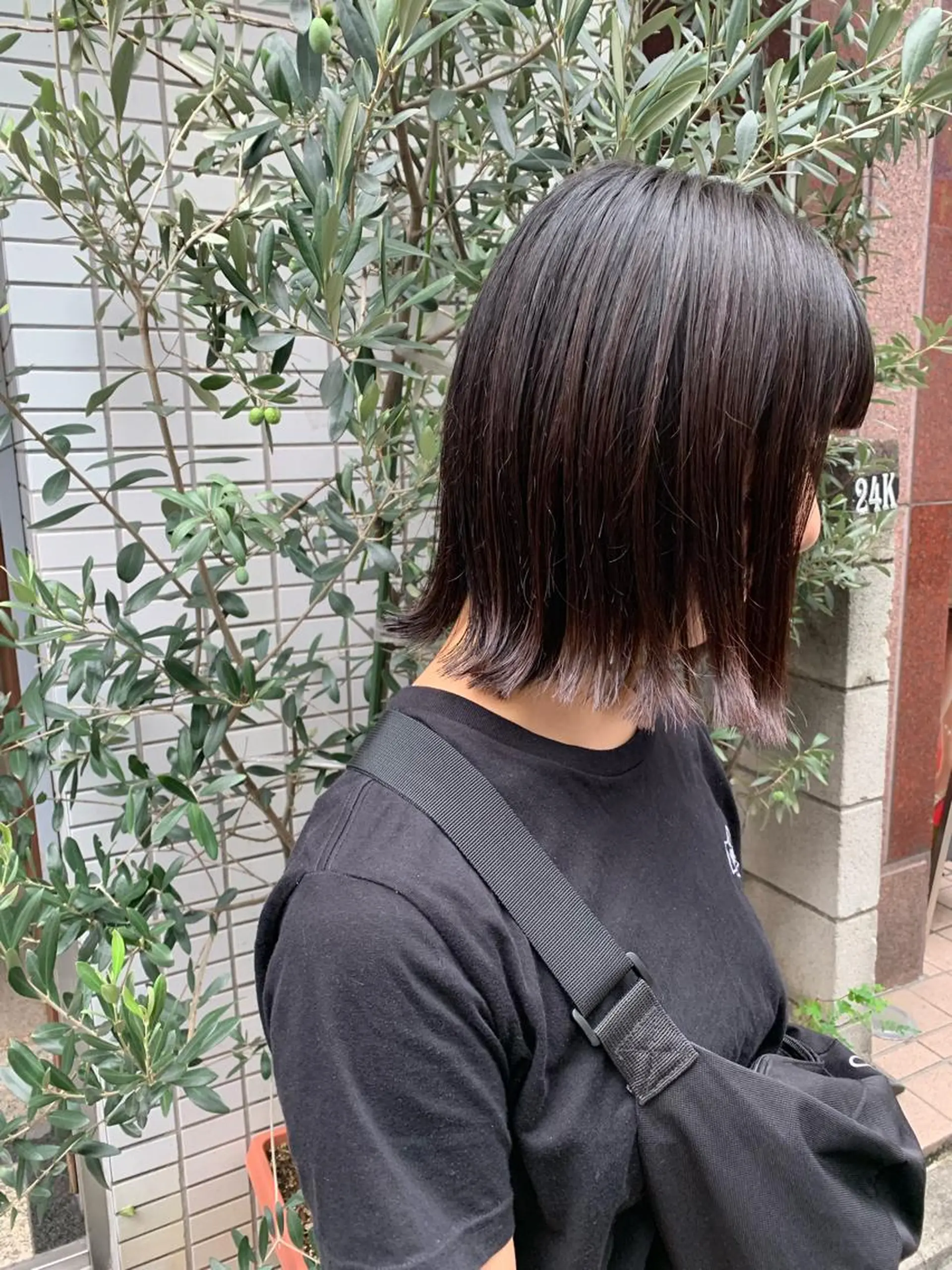 ミディアム 切りっぱなしボブ ボブ 🫧透明感カラー/ ボブ/小笠原汐海🪽のヘアスタイル