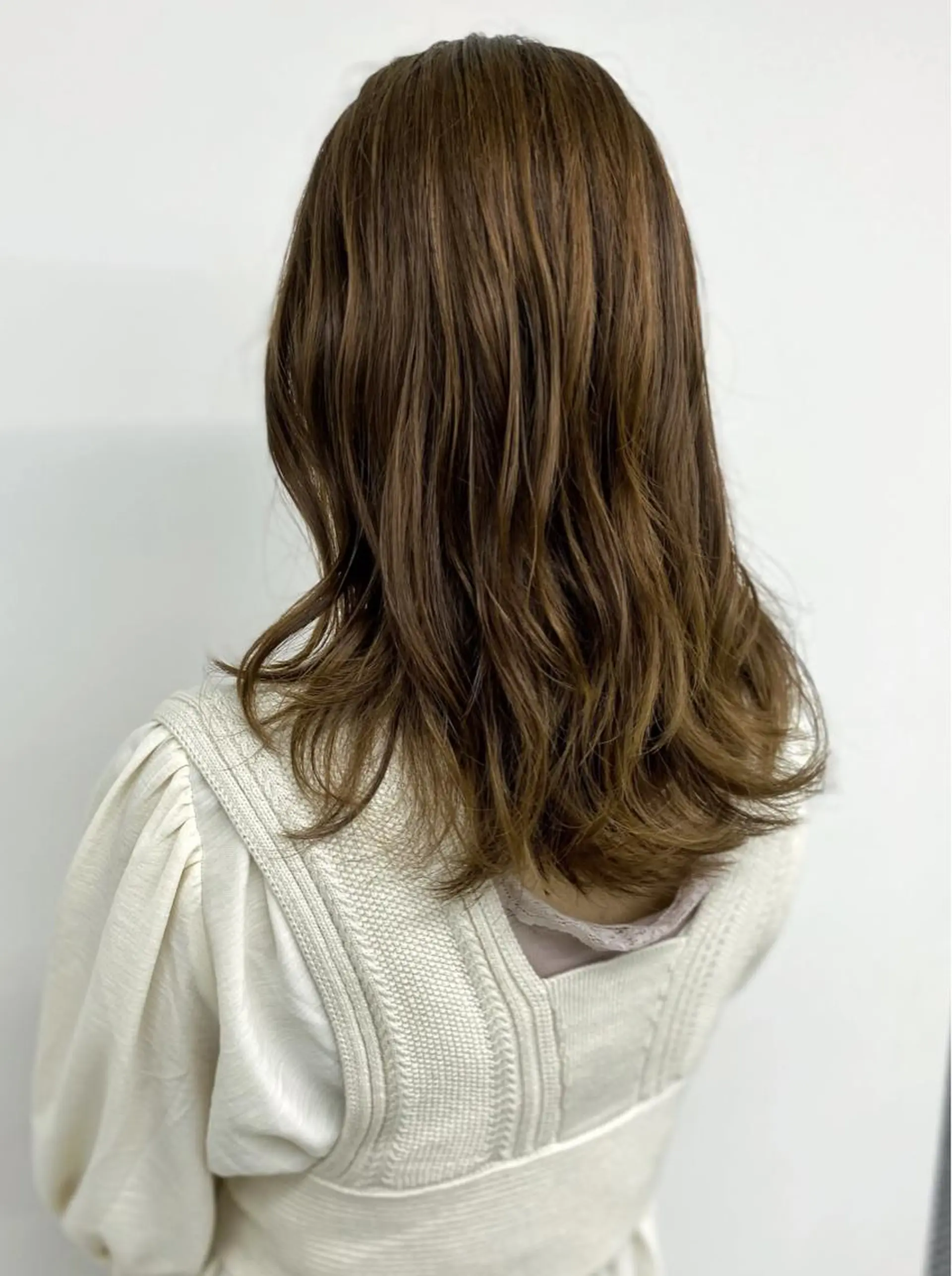 セミロング カット ⭐️当日OK⭐️ 岩田峻のヘアスタイル