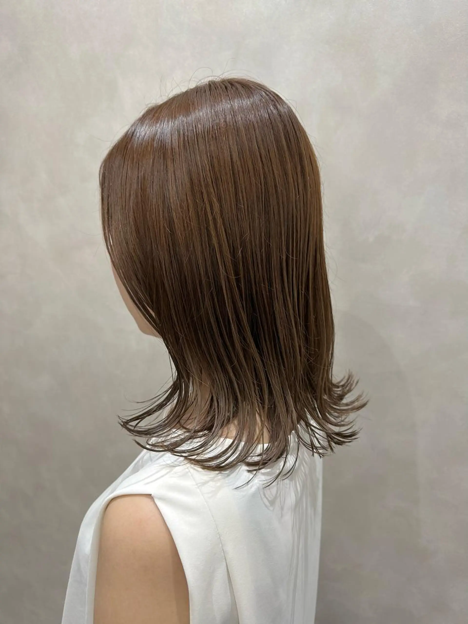 ミディアム カット ヘアカラー トリートメント 縮毛矯正💎髪質改善 レイヤー✨山内健太郎のヘアスタイル