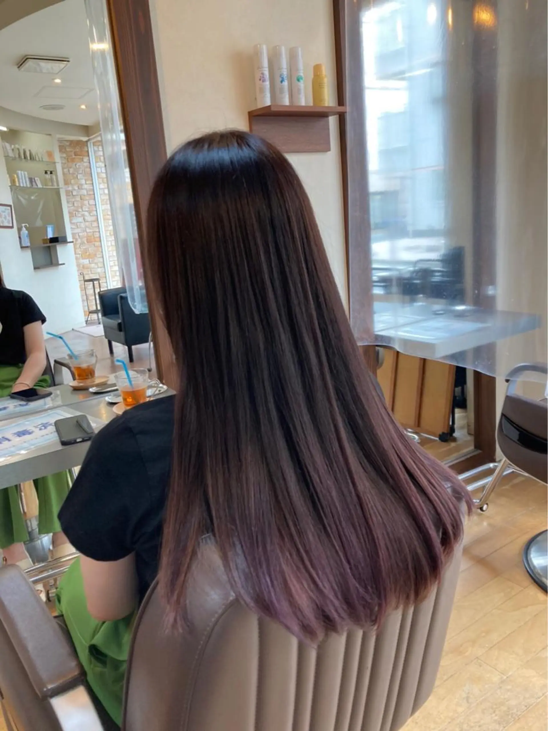 ロング カラー ヘアカラー トリートメント ギャルソン オブヘアーのヘアスタイル