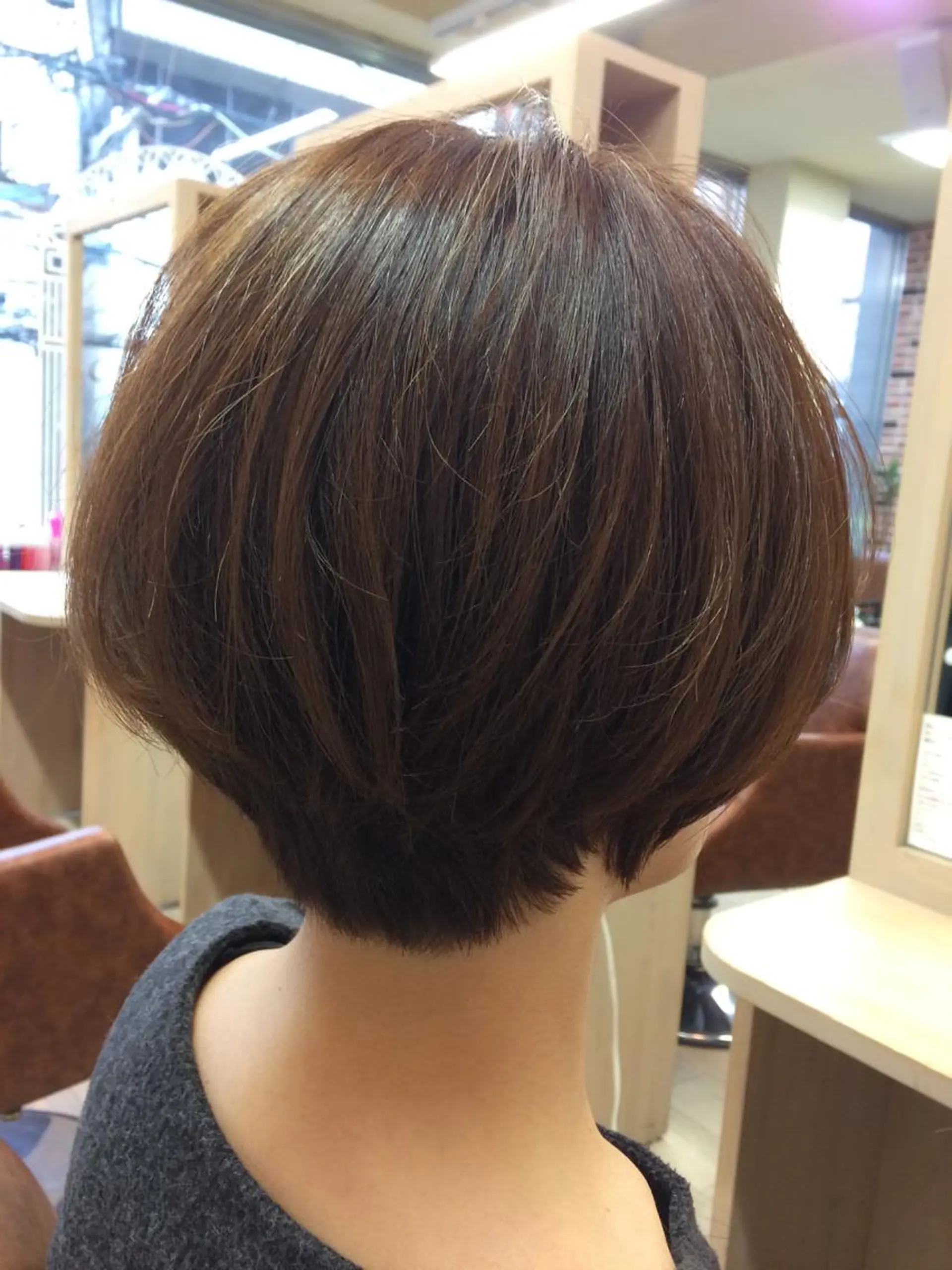 ショート 濱岡 恭子のヘアスタイル