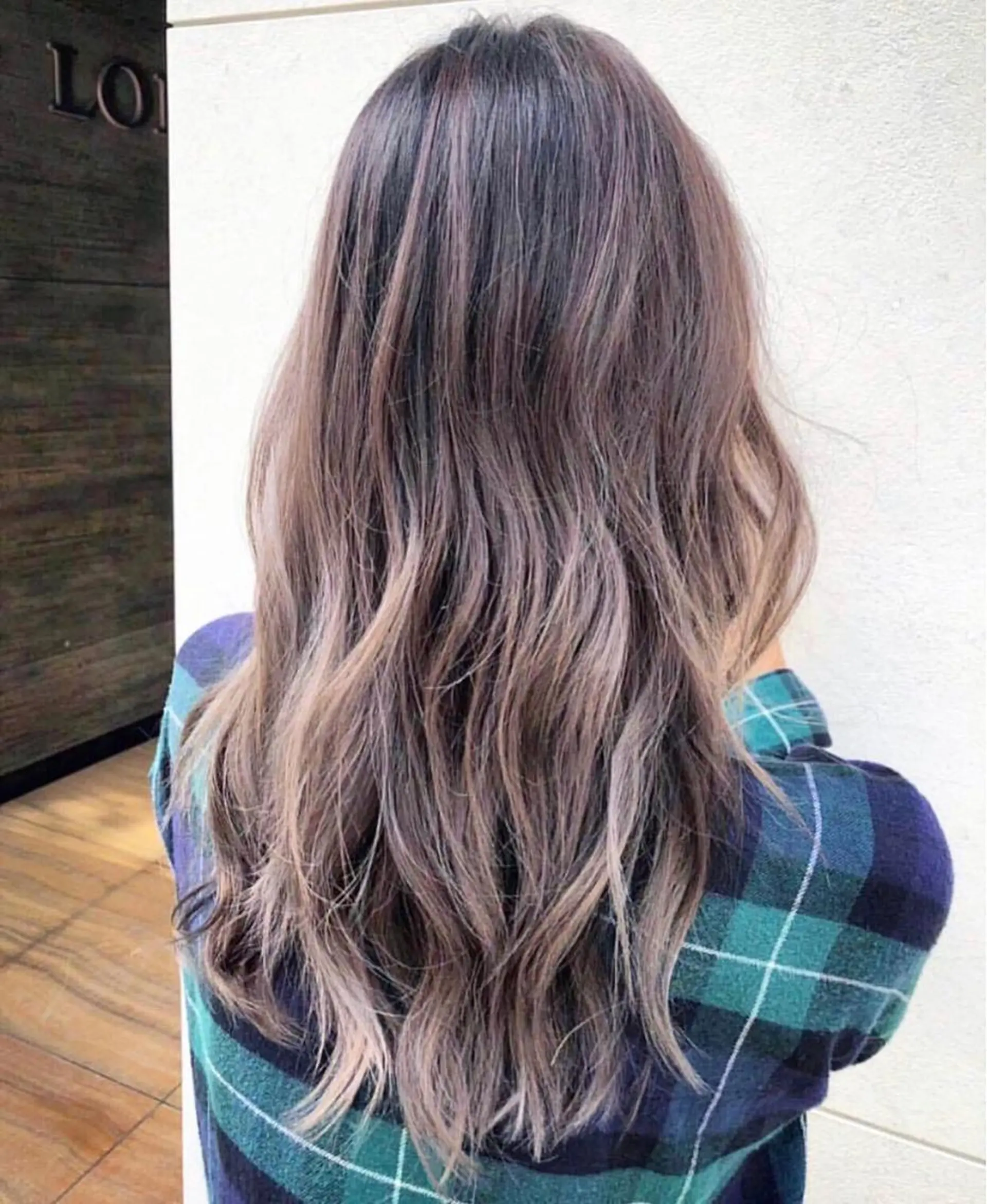 ロング ハイライト レイヤーカット 韓国／ハッシュカット ／透明感カラー／金野のヘアスタイル