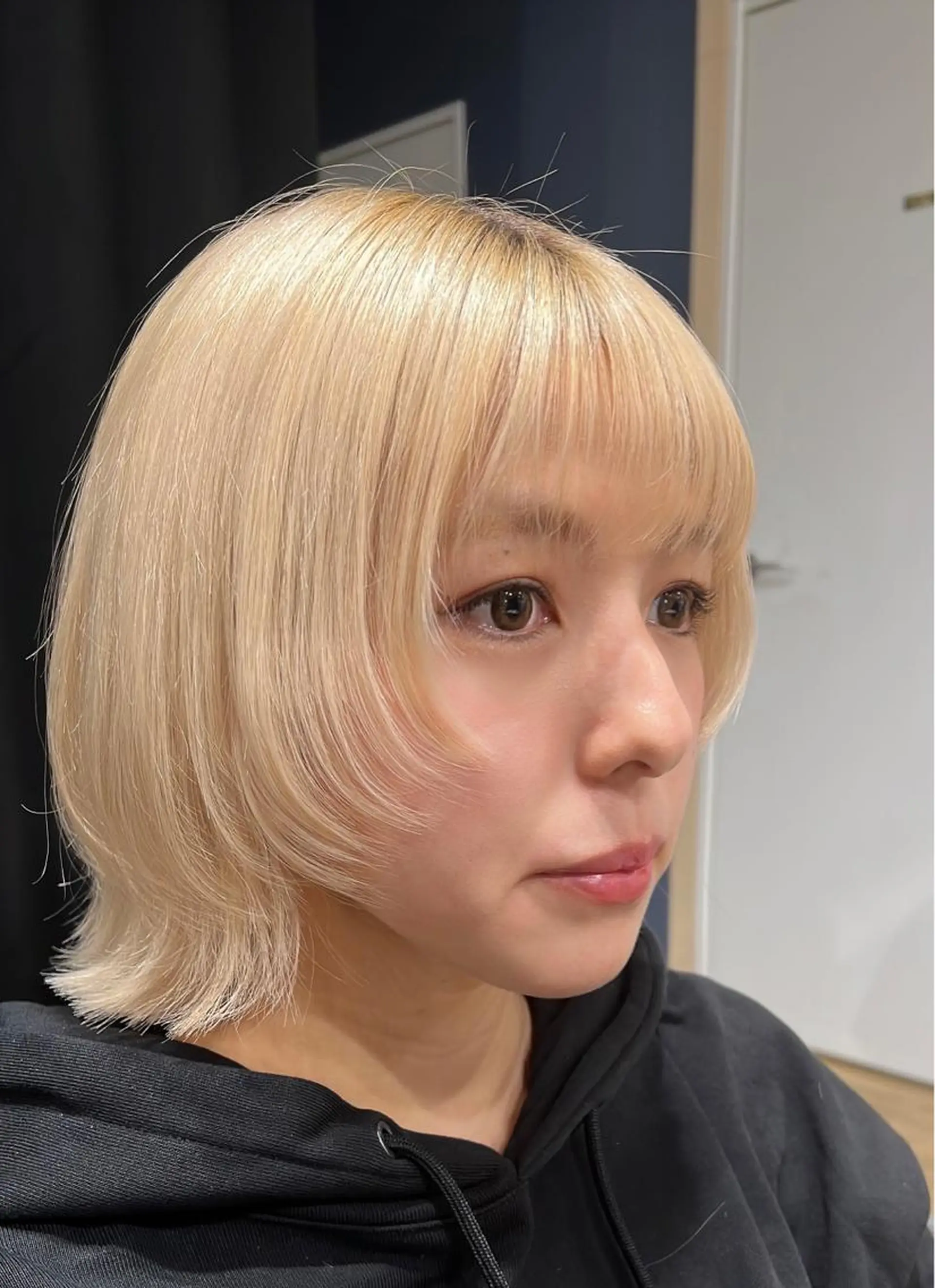 ショート カラー ウルフカット ✨レイヤー/透明感 /豊嶋里緒✨のヘアスタイル