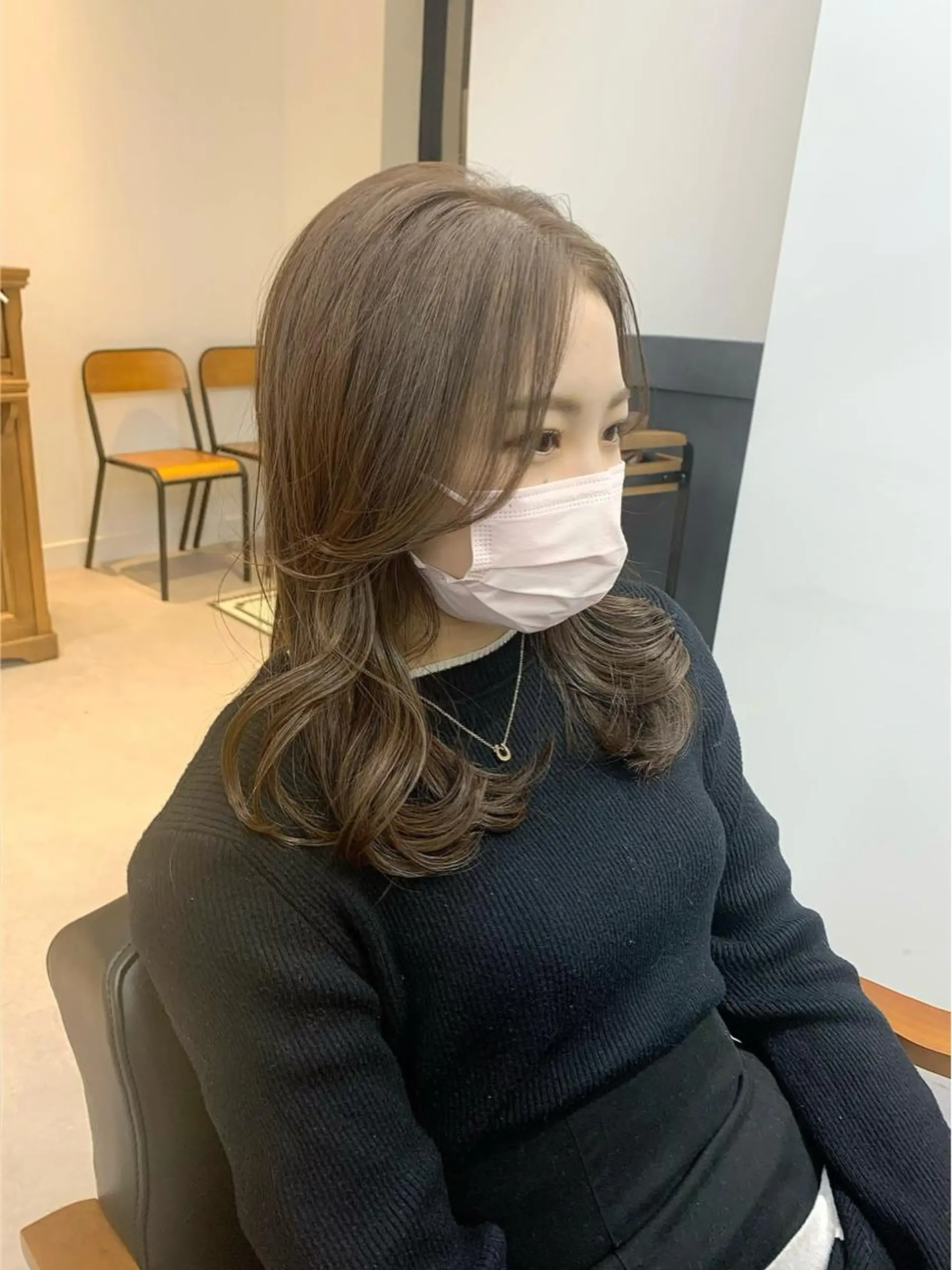 ミディアム カラー パーマ ヘアアレンジ メンズ キッズ ネイル マツエク・マツパ アイブロウ カット ヘアカラー 縮毛矯正 レイヤーカット 🌿透け感カラーのヘアスタイル