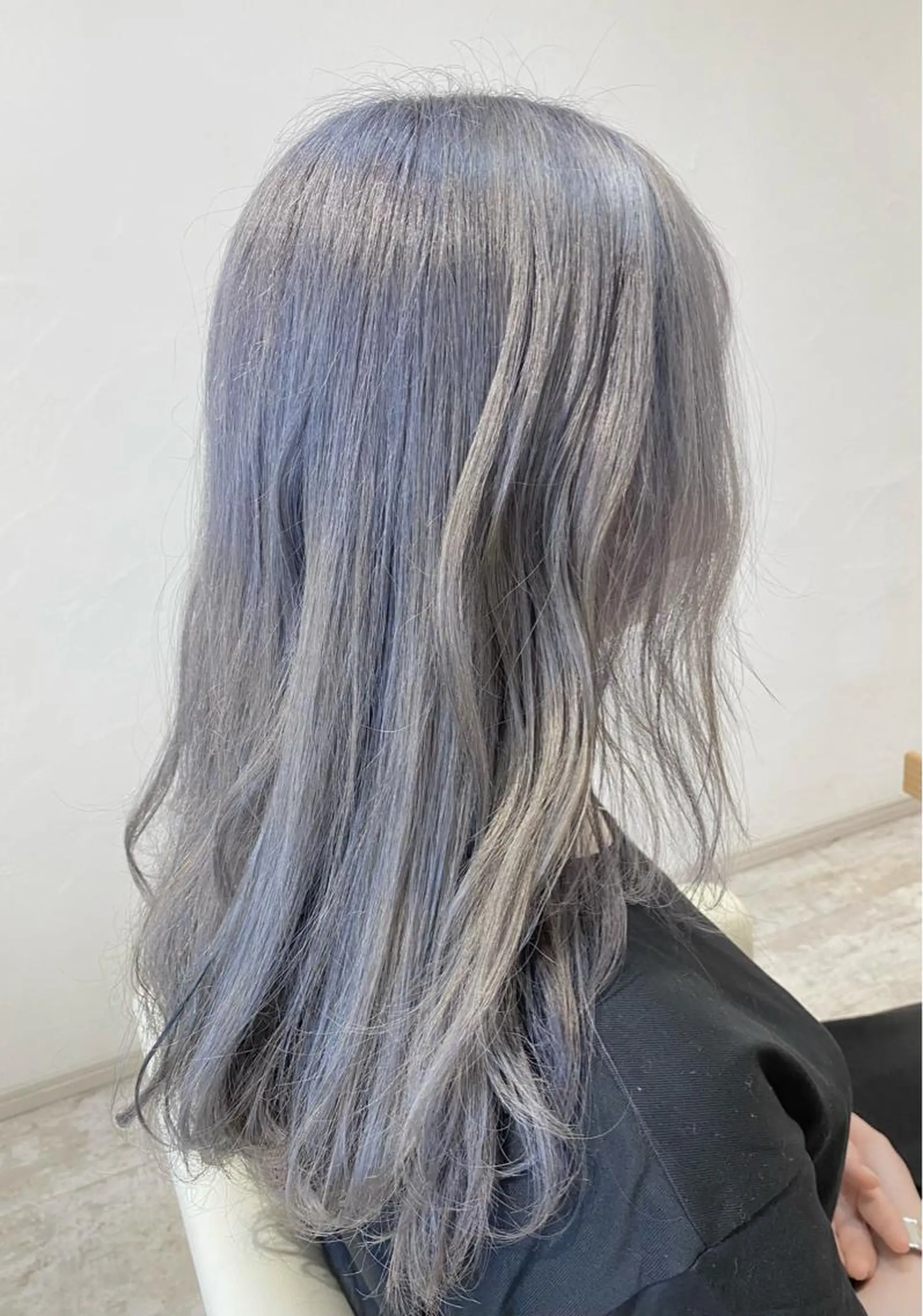 ロング カラー ブリーチ ケアブリーチ 透明感カラー ダブルカラー イヤリングカラー カット ヘッドスパ 酸性ストレート/ブリ ーチなしWカラー河本のヘアスタイル