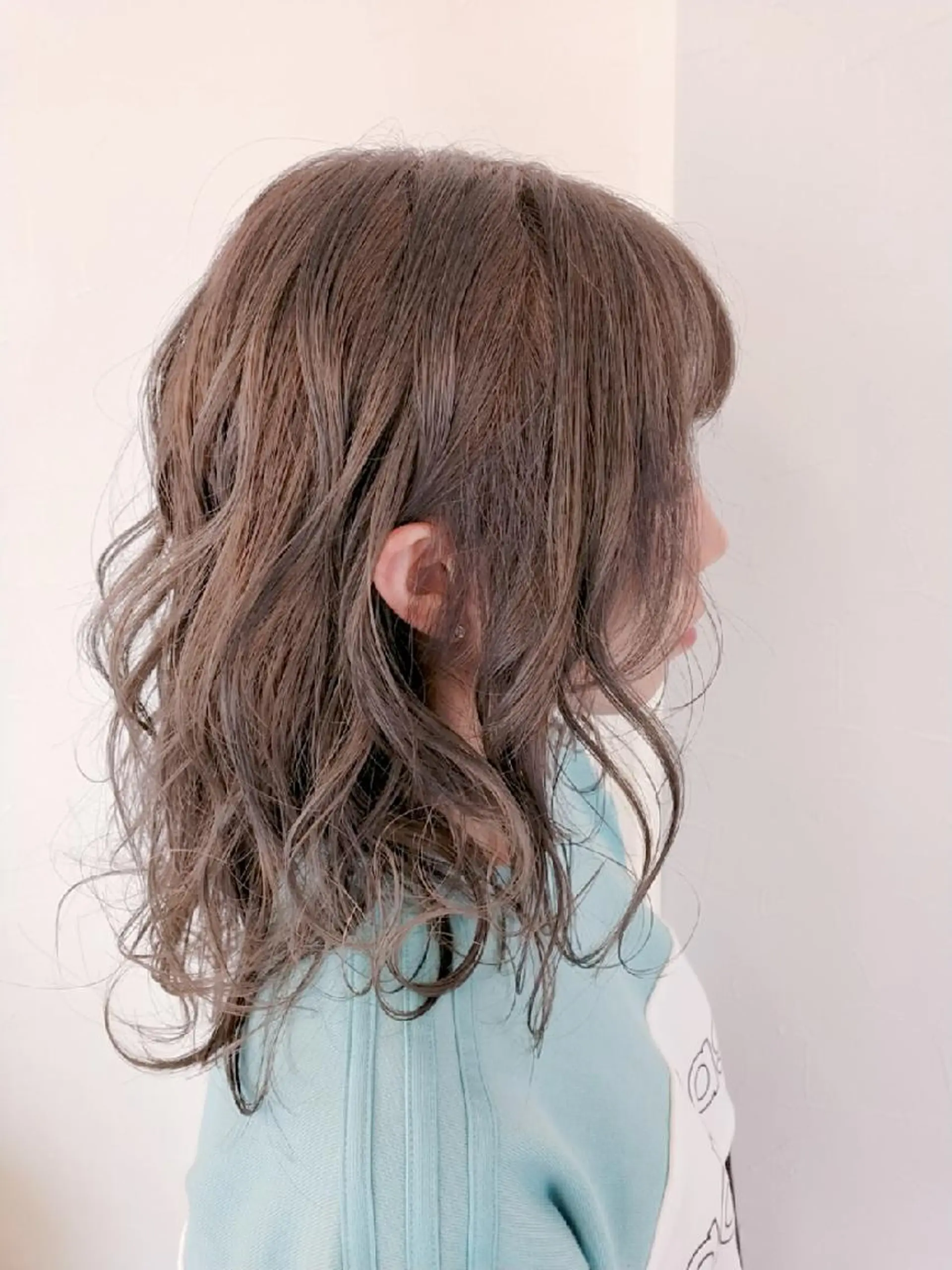 ミディアム カラー アディクシーカラー アッシュ バレイヤージュ ベージュカラー ブリーチ デザインカラー 髪質改善Lilithのその他イメージ
