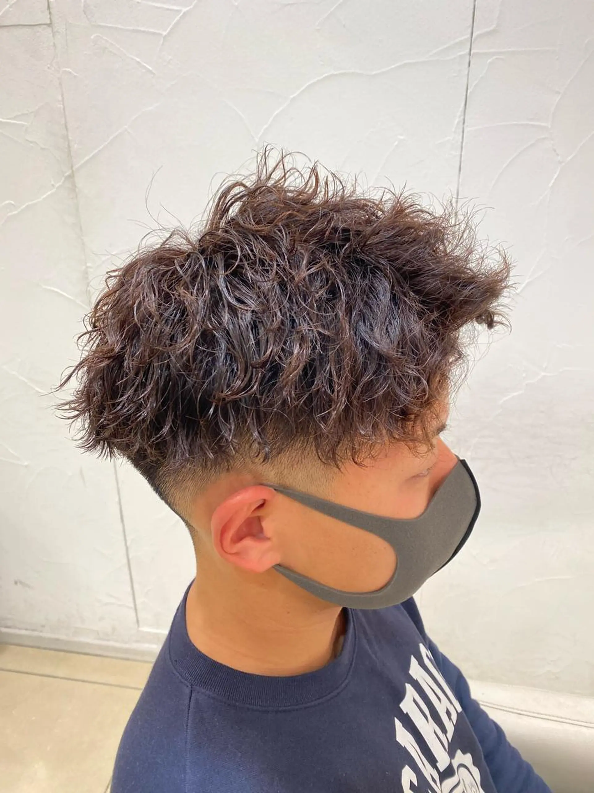 ショート パーマ メンズ カット パーマ メンズ特化型美容師 栗山勇人のヘアスタイル
