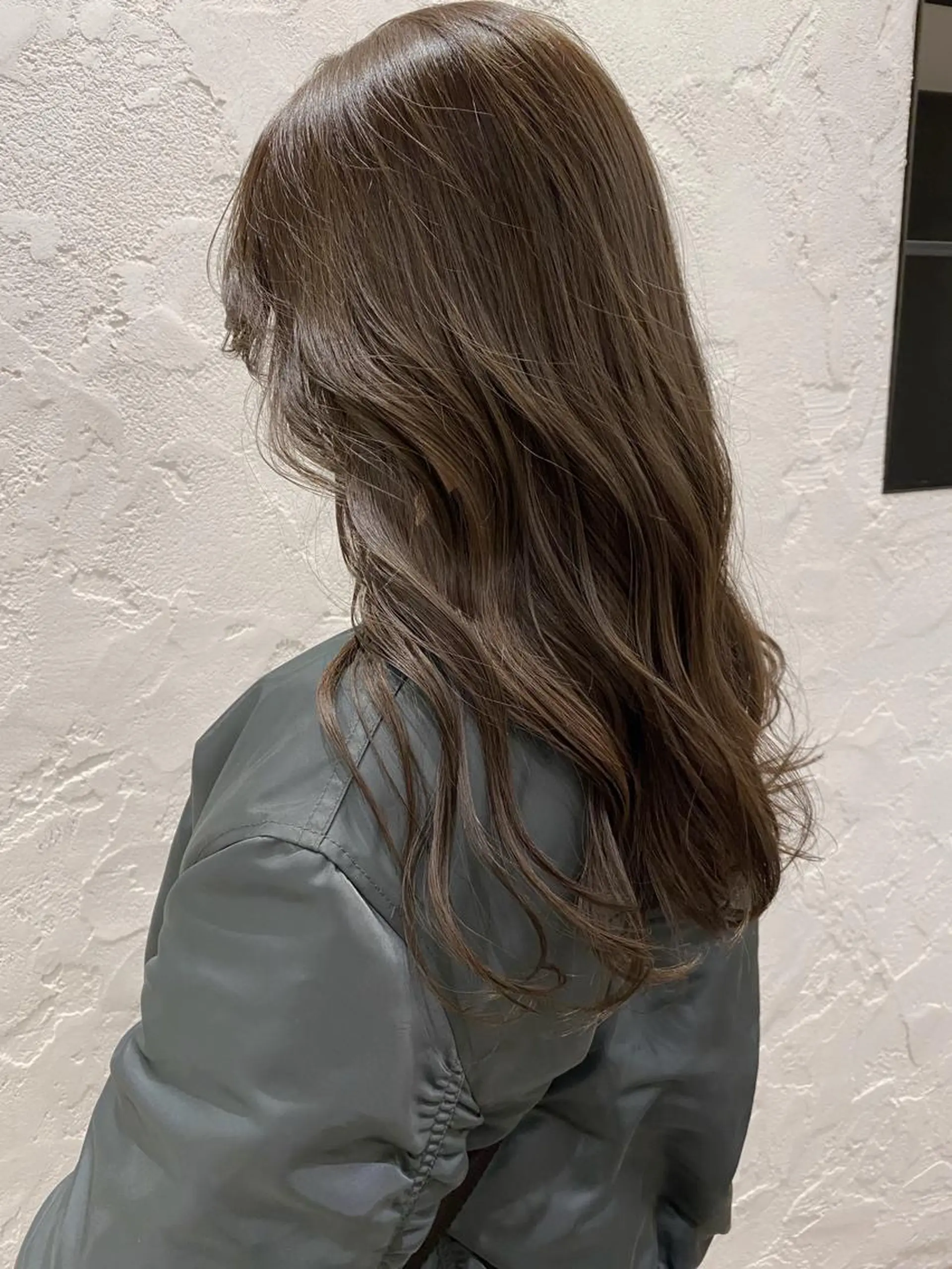 ロング カラー ベージュカラー グレージュ オリーブベージュ オリーブカラー オリーブグレージュ 🌟アレンジが似合う カラー🌟Rumiのヘアスタイル