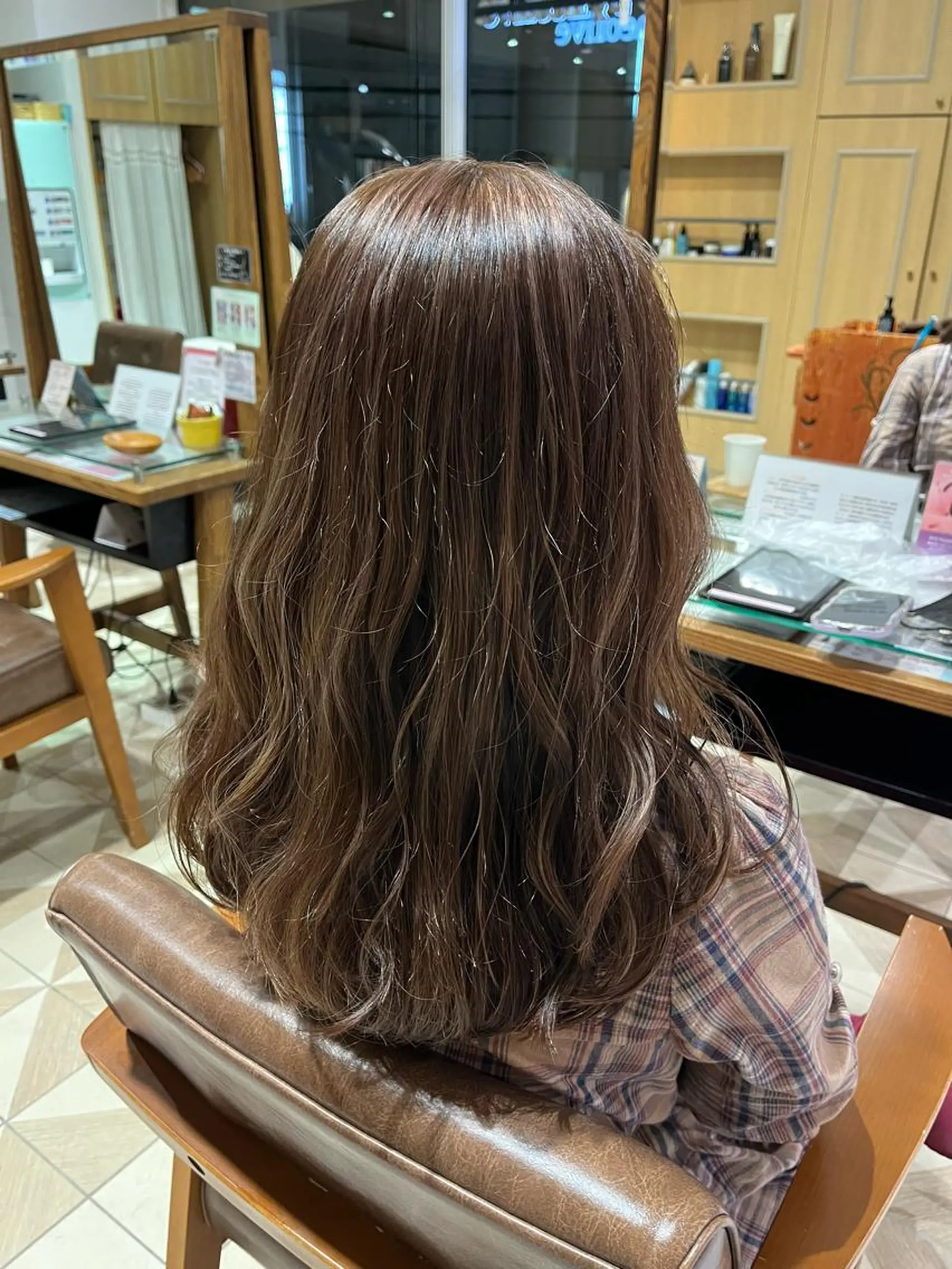 セミロング ヘアカラー 鬼松沙弥 ❤︎メンズパーマのヘアスタイル