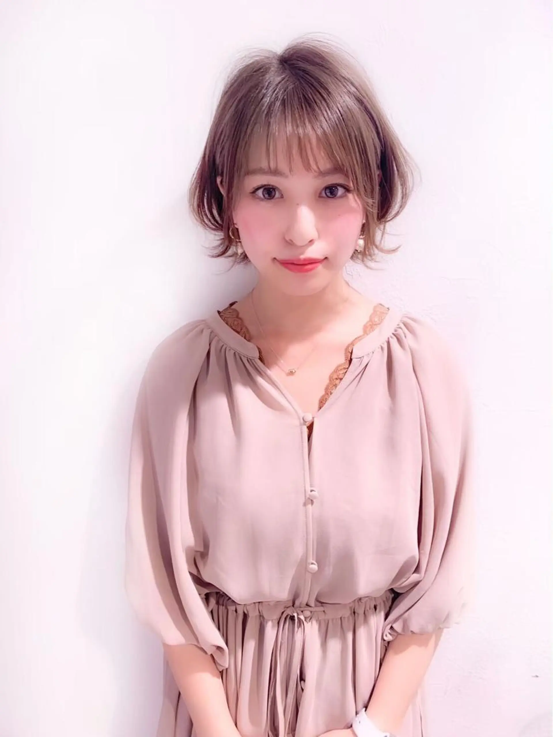 ショート ♡透け感カラー 大賀哲平♡のヘアスタイル