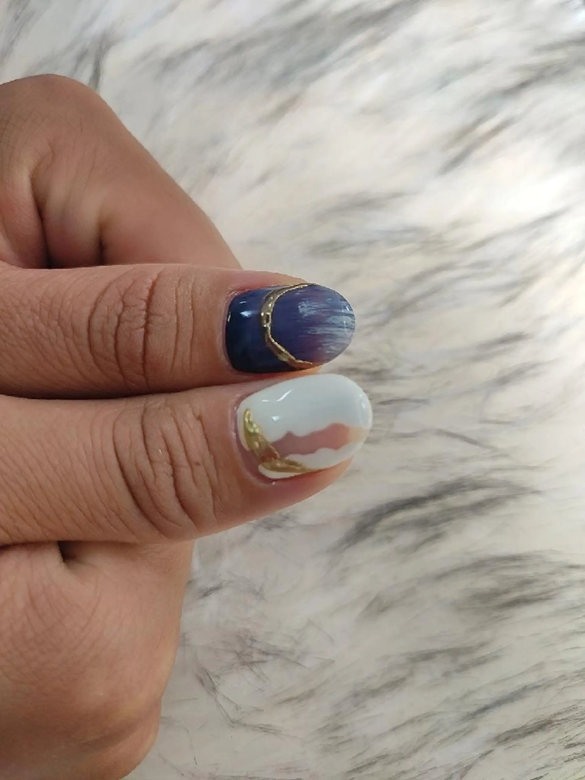 ネイル ハンドネイル RUNWAY 　　の眉毛・アイブロウイメージ