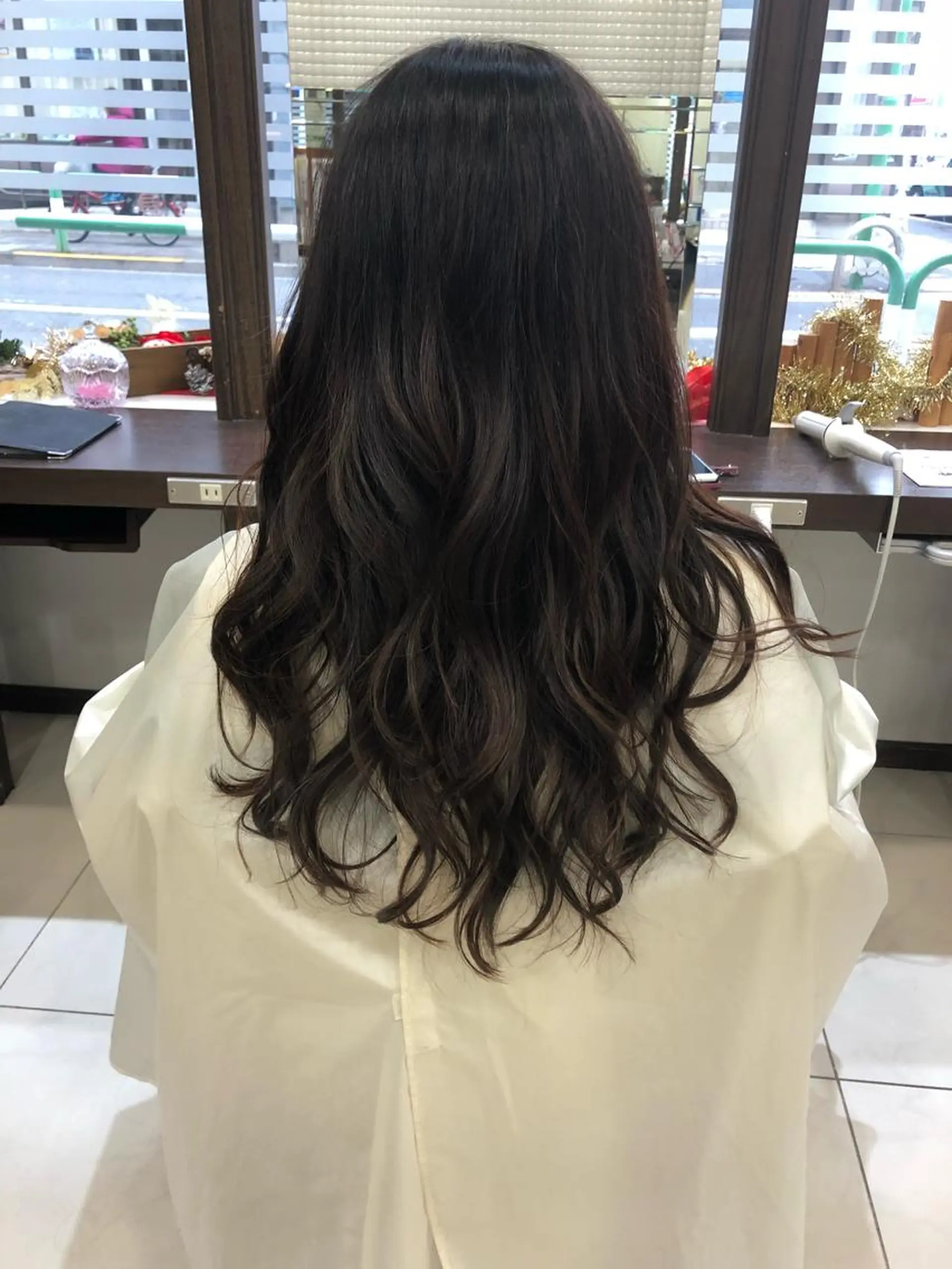 ミディアム トリートメント ヘアカラー 『Ash久が原MG』 水野 翼のヘアスタイル