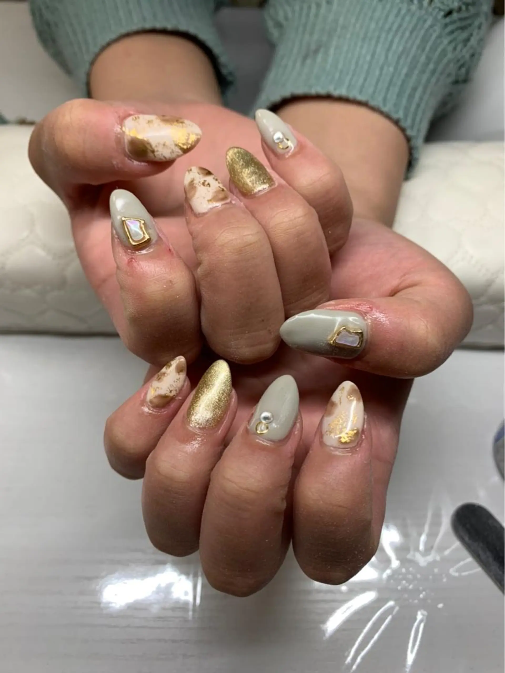 ネイル ハンドネイル 長谷川 奈緒美のネイルデザイン