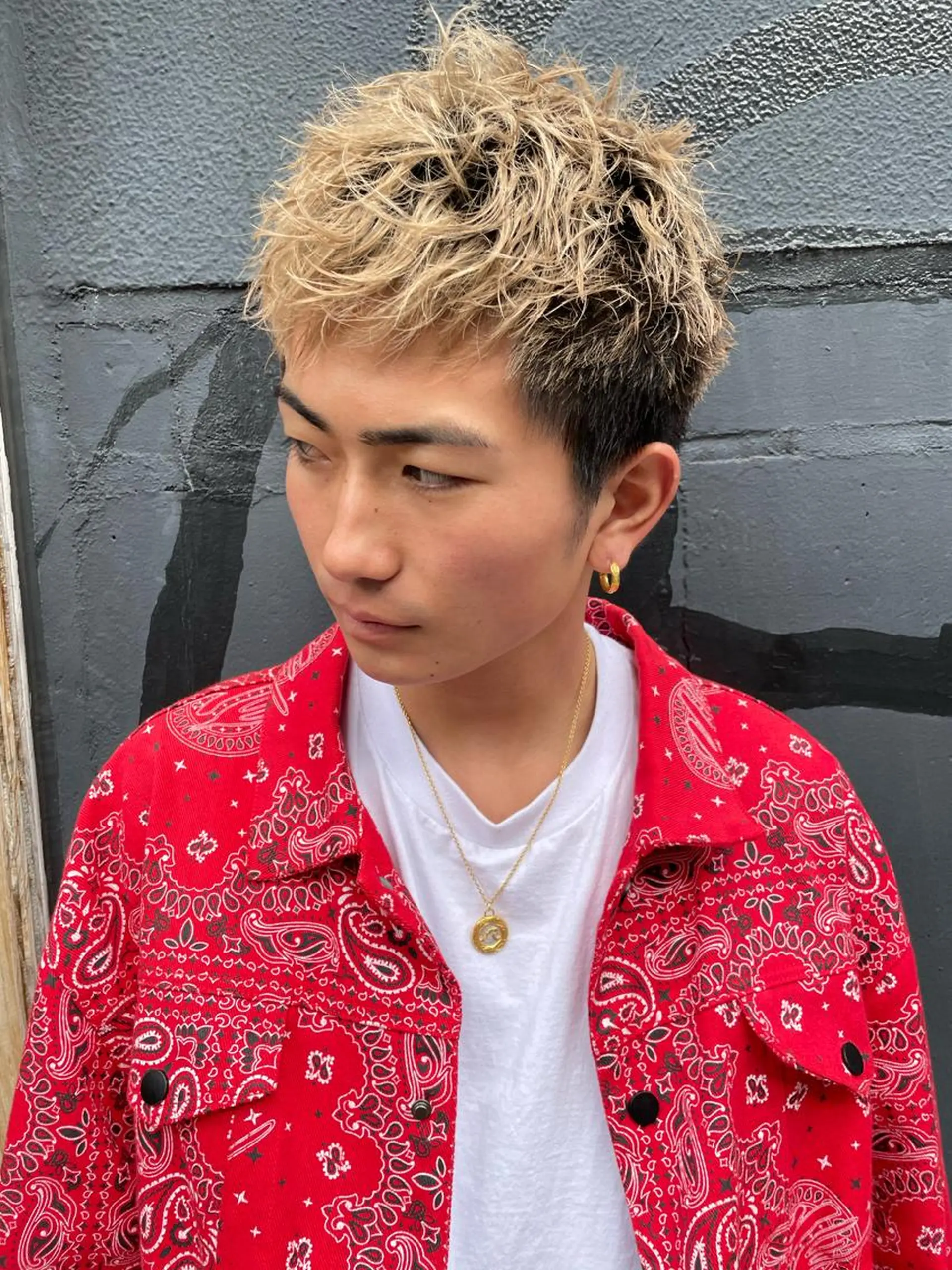 メンズ カット ヘアセット メンズブリーチカラー /パーマ ごーた立川のヘアスタイル