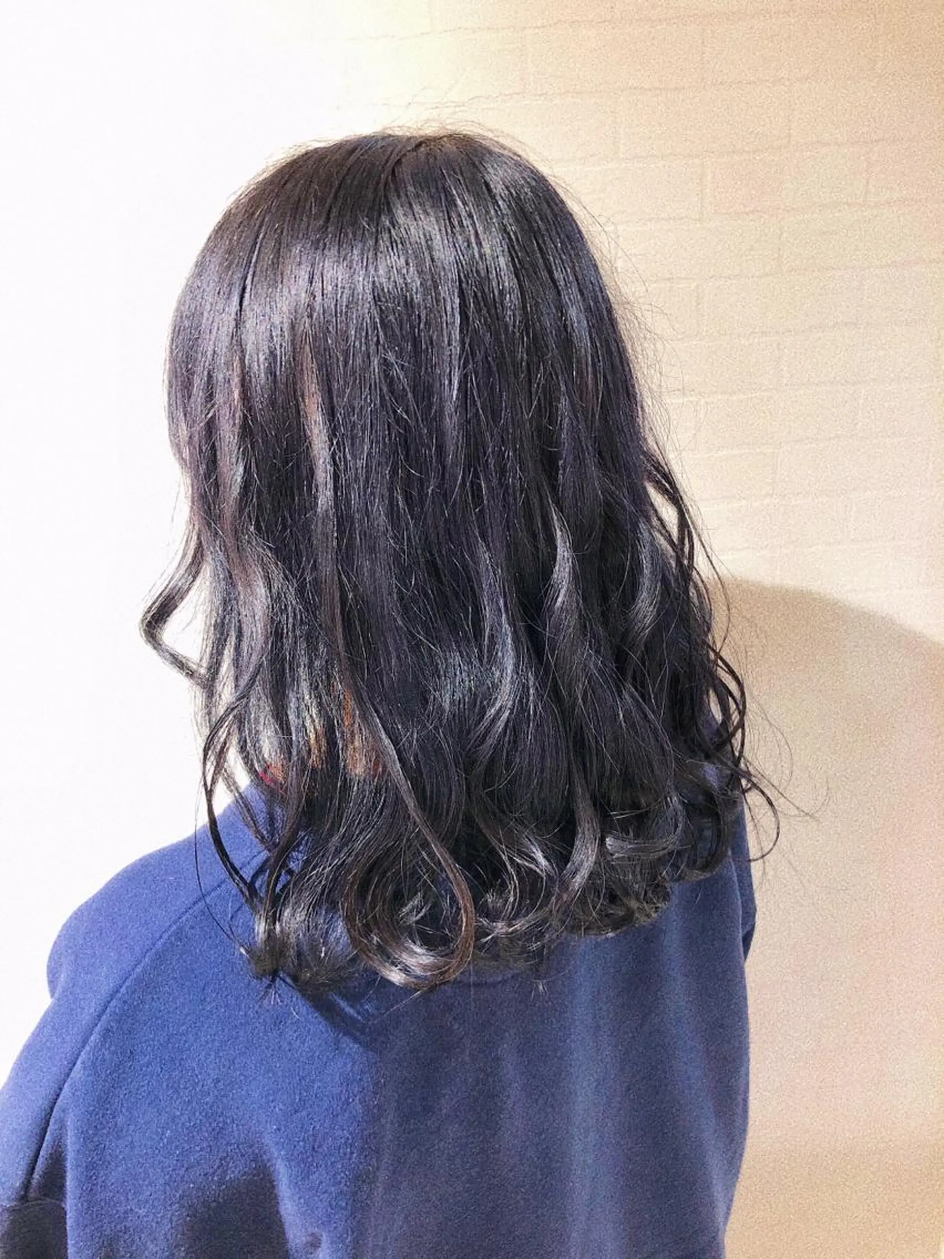 ミディアム パープルカラー 渡邊 恭汰のヘアスタイル