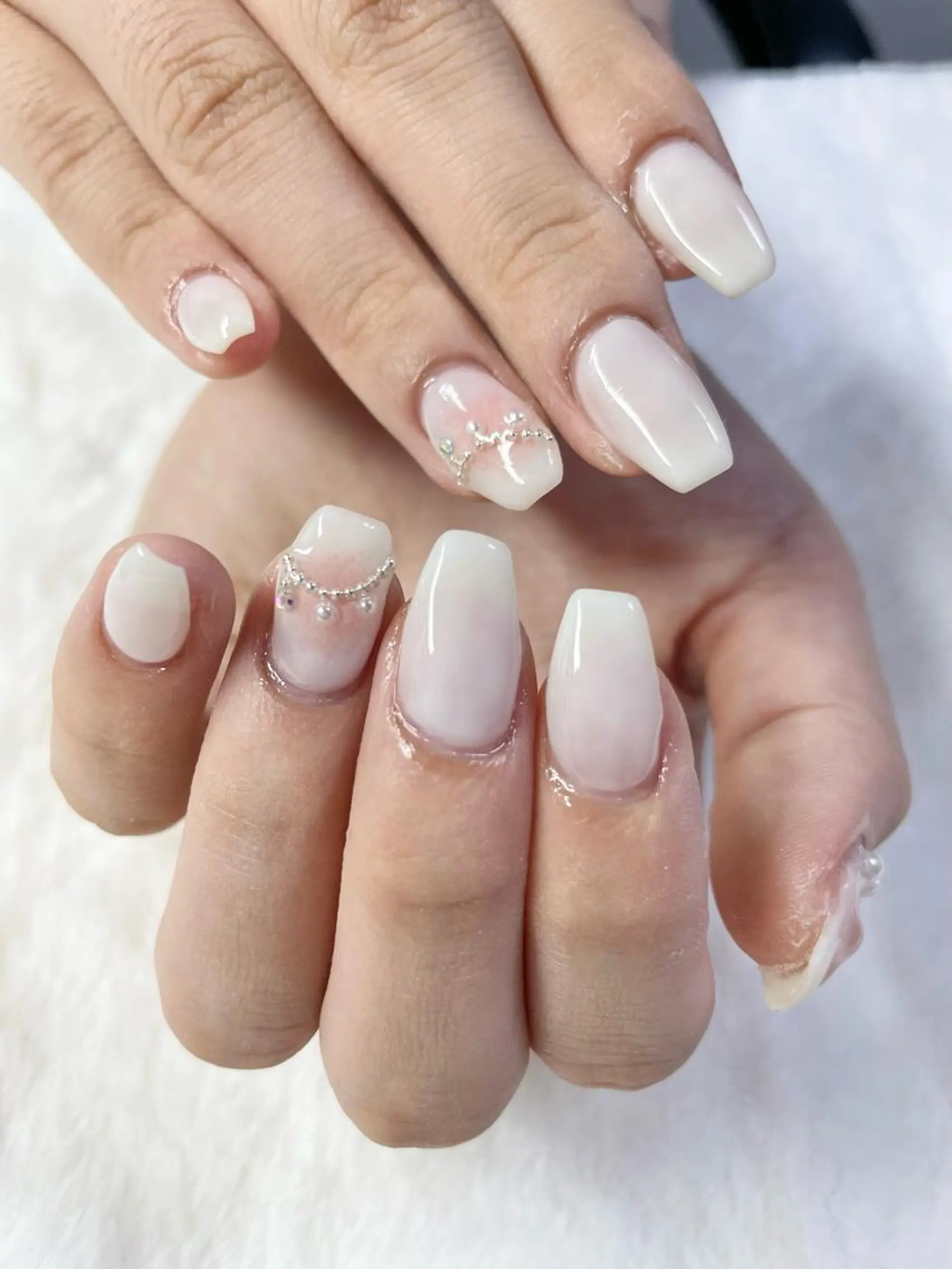 ネイル チークネイル ハンドネイル Y's nailのネイルデザイン