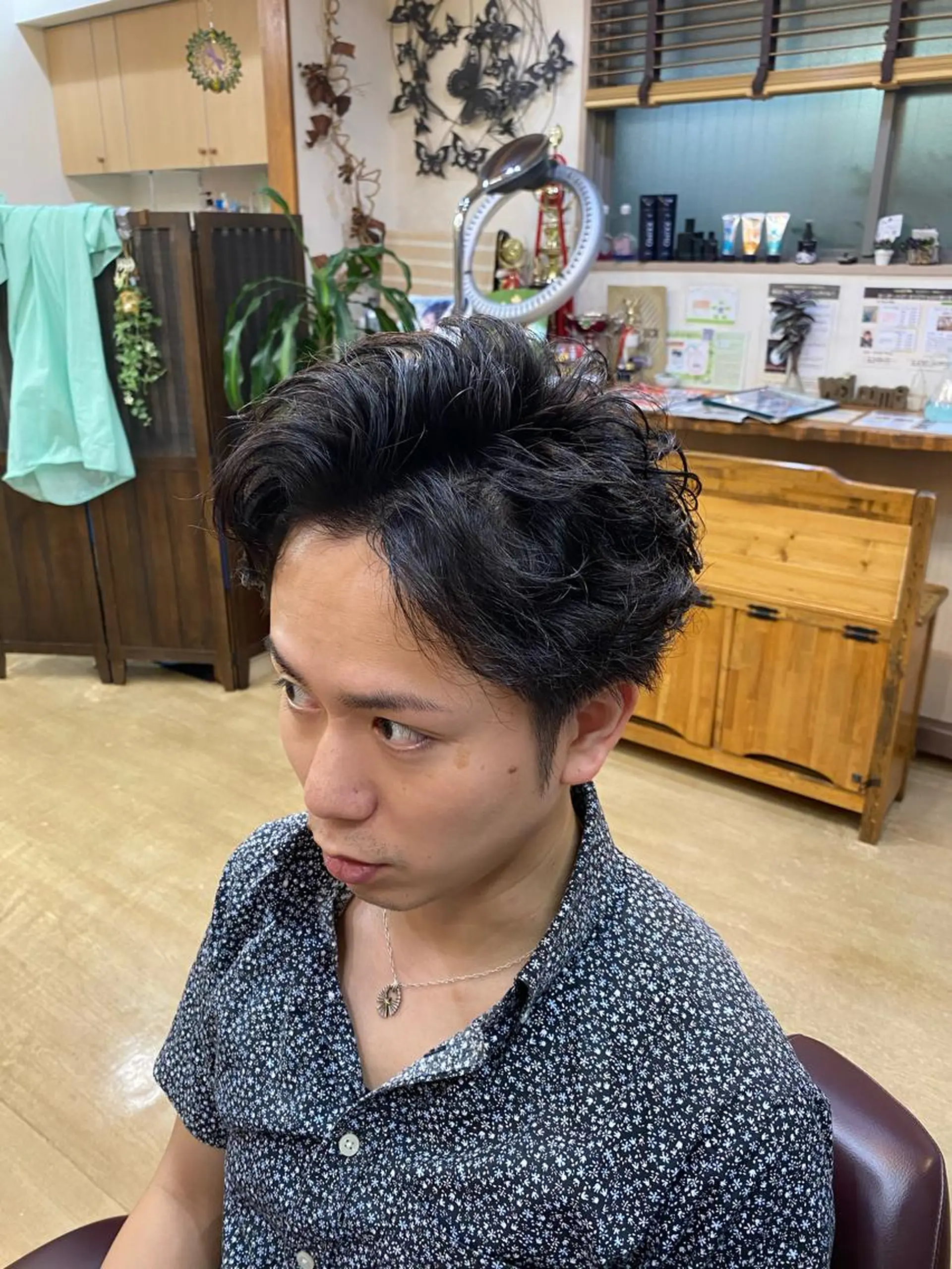 ショート パーマ メンズ 浅見 天翔のヘアスタイル