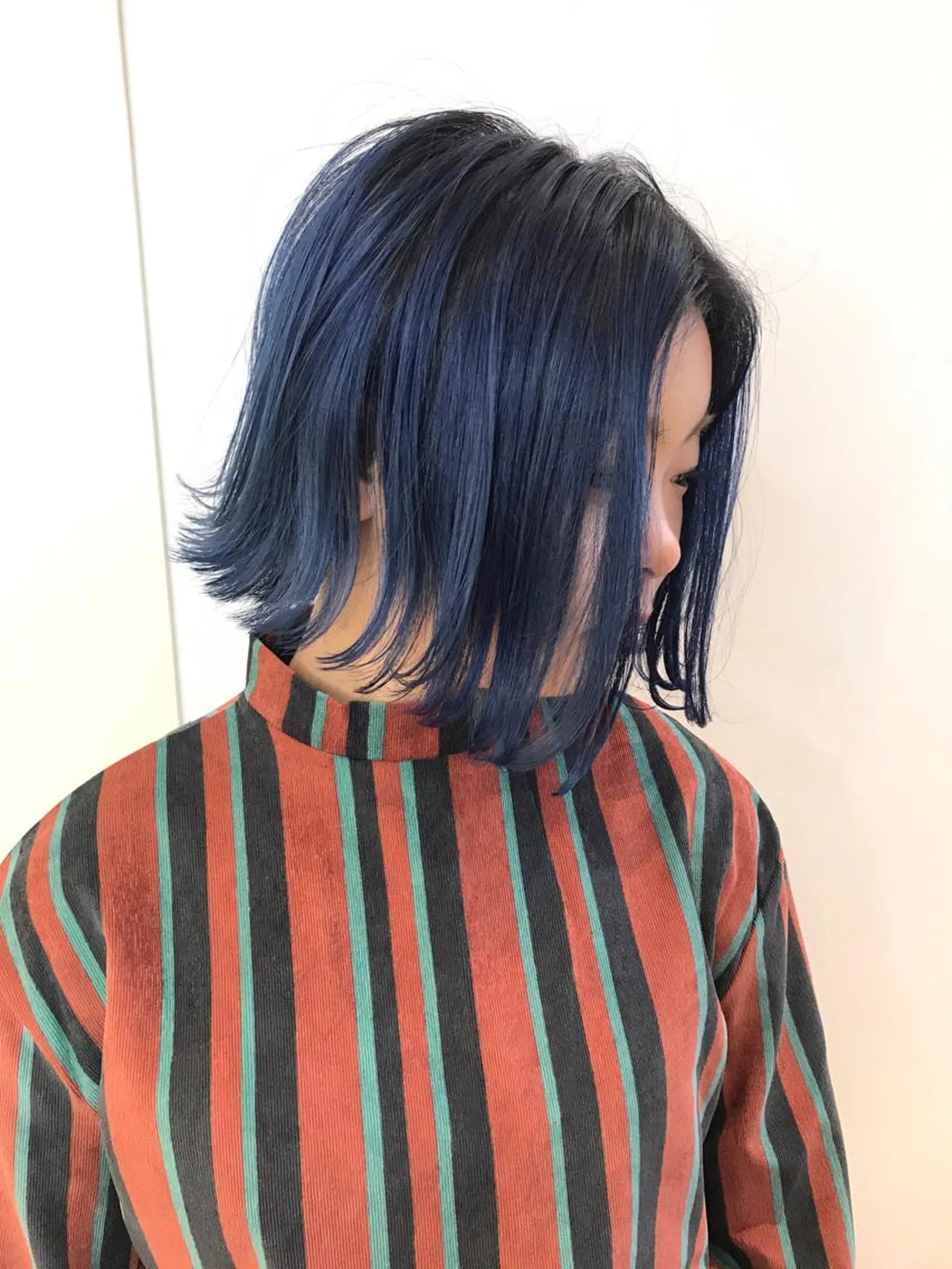 ショート カラー ブルーカラー ネイビーカラー ボブ カット ヘアカラー トリートメント インナーエクステ渋谷 🦋KAJIのヘアスタイル