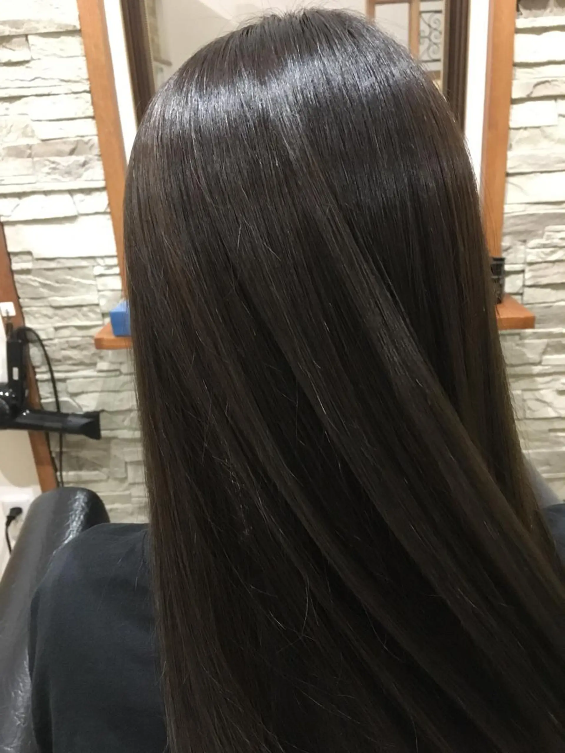 ロング アッシュ トリートメント カット ヘアカラー トリートメント 山岡 秀規のヘアスタイル