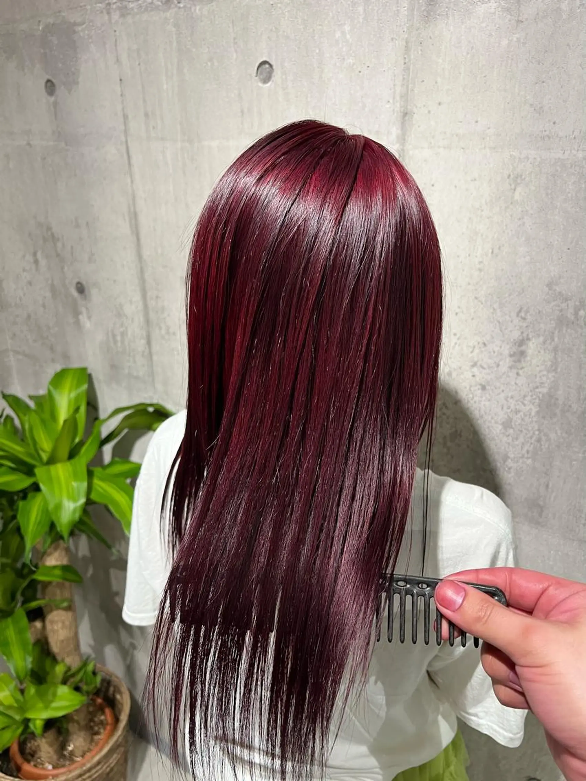 ロング カラー レッドカラー mimiiy梅田 中崎町ハイトーンのヘアスタイル