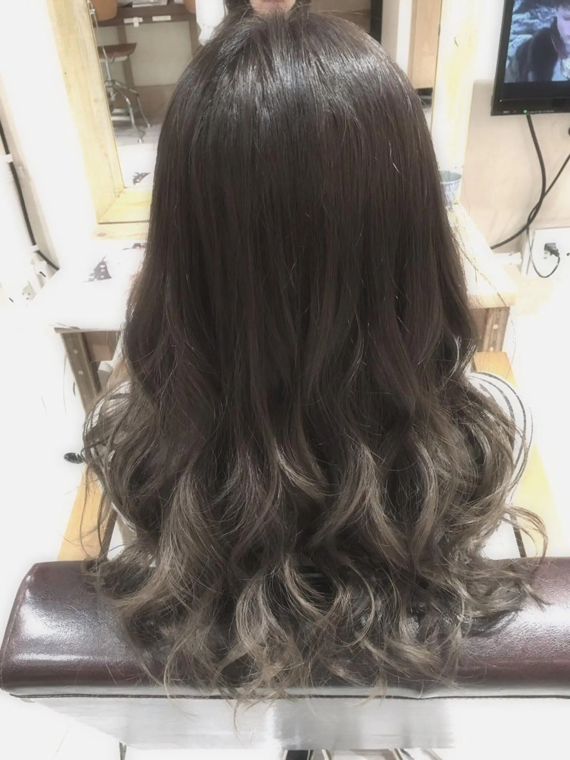 ロング カラー グラデーションカラー filo   渋谷 Gishiのヘアスタイル