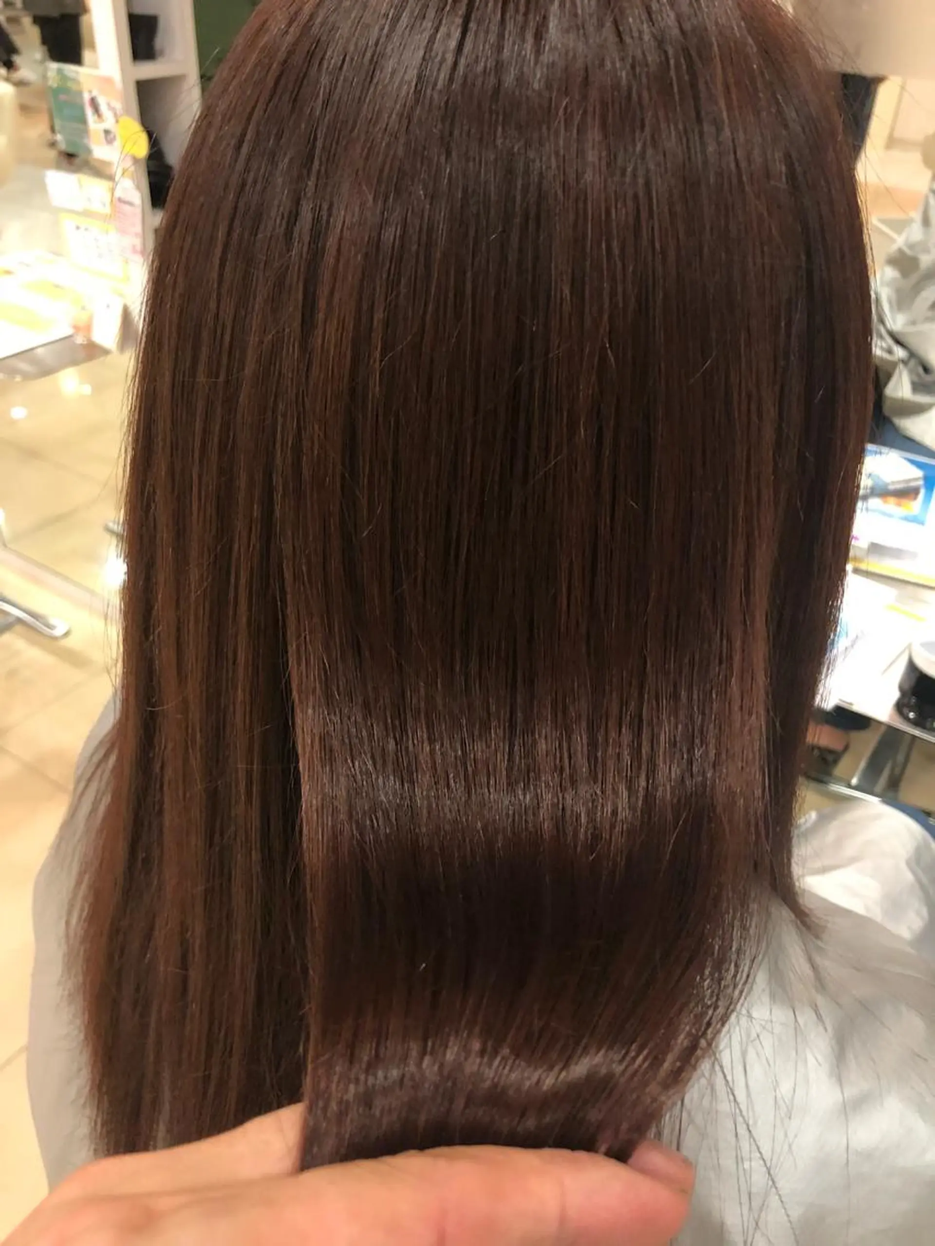 ロング カラー 牧野 佳樹のヘアスタイル