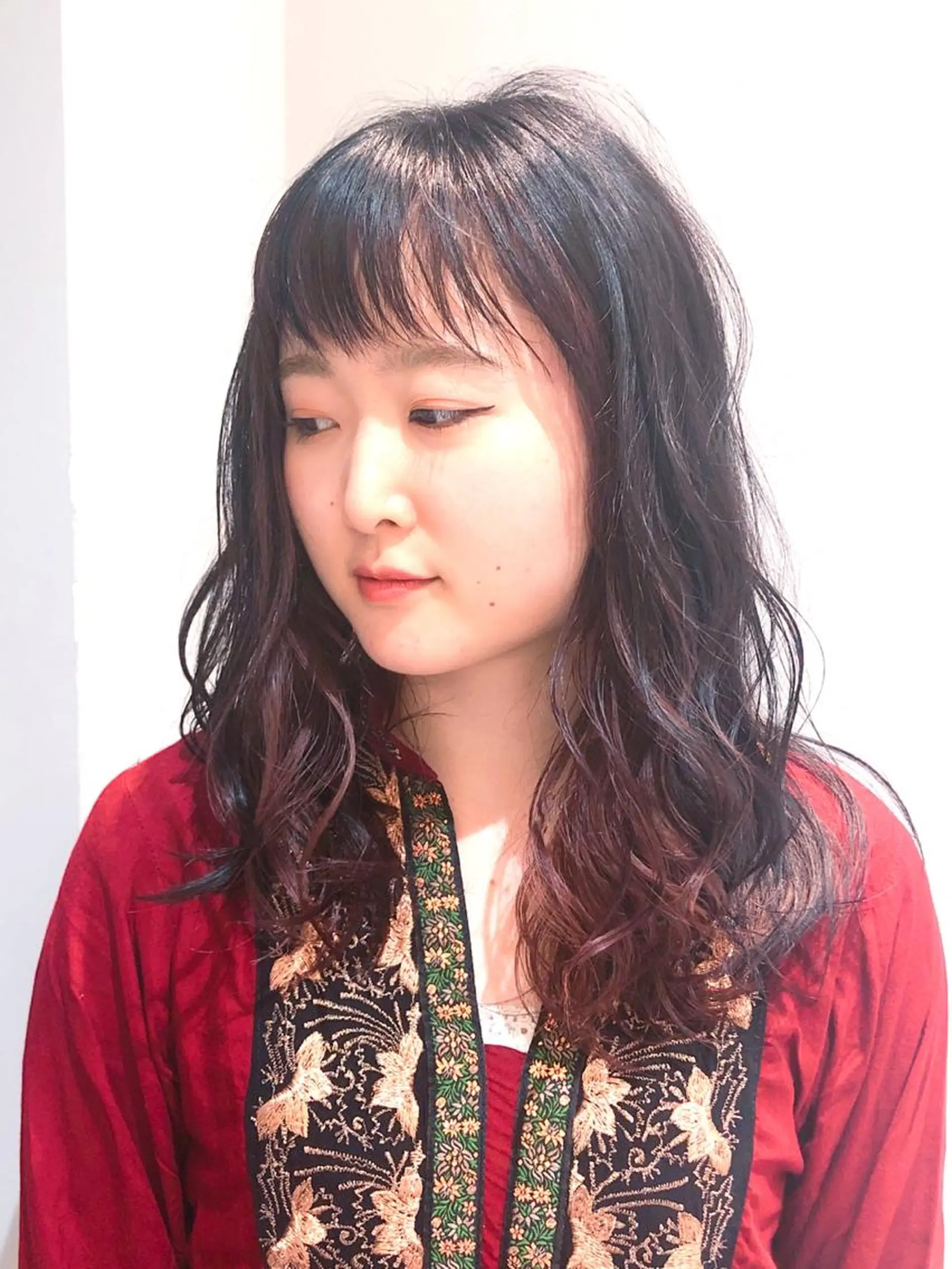 セミロング 似合わせ艶髪カラー ❤️ハダユミのヘアスタイル