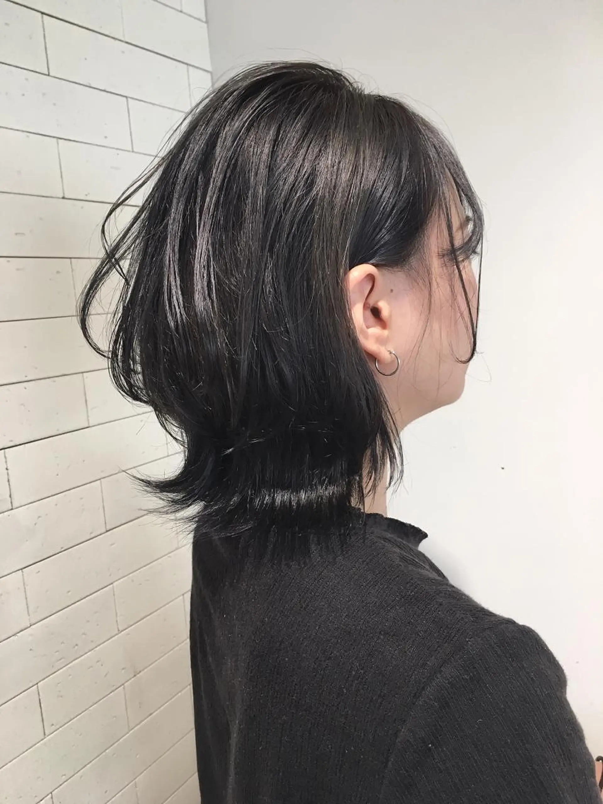 ミディアム ショートボブ ボブ ハイライト 外ハネヘア ウルフカット メンズツイスパ ショートフクヤマシンのヘアスタイル