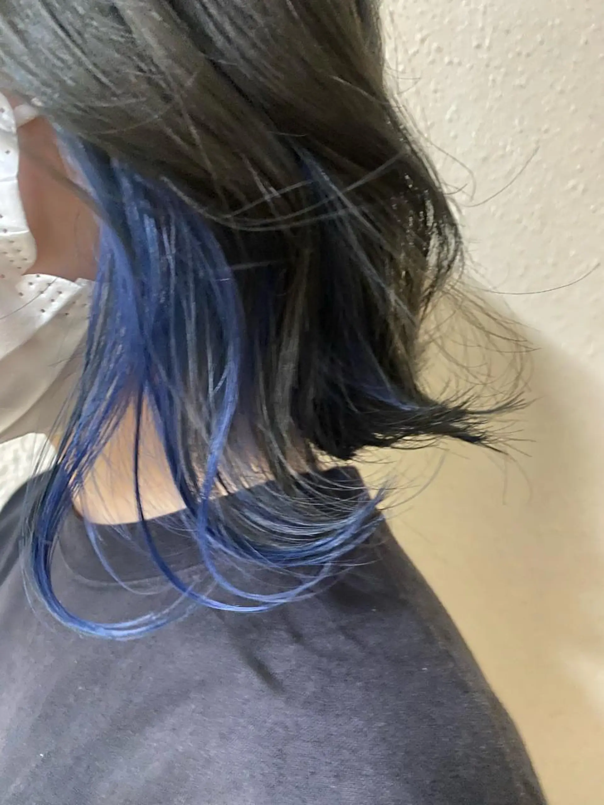 ミディアム カラー ブリーチ カット ヘアカラー トリートメント ツキノキ ミナのヘアスタイル