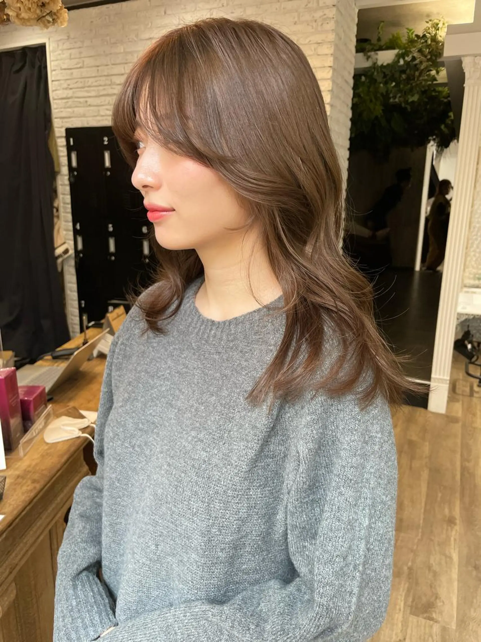 セミロング カラー salowin梅田所属・レイヤー/顔周り /AKARIのヘアスタイル