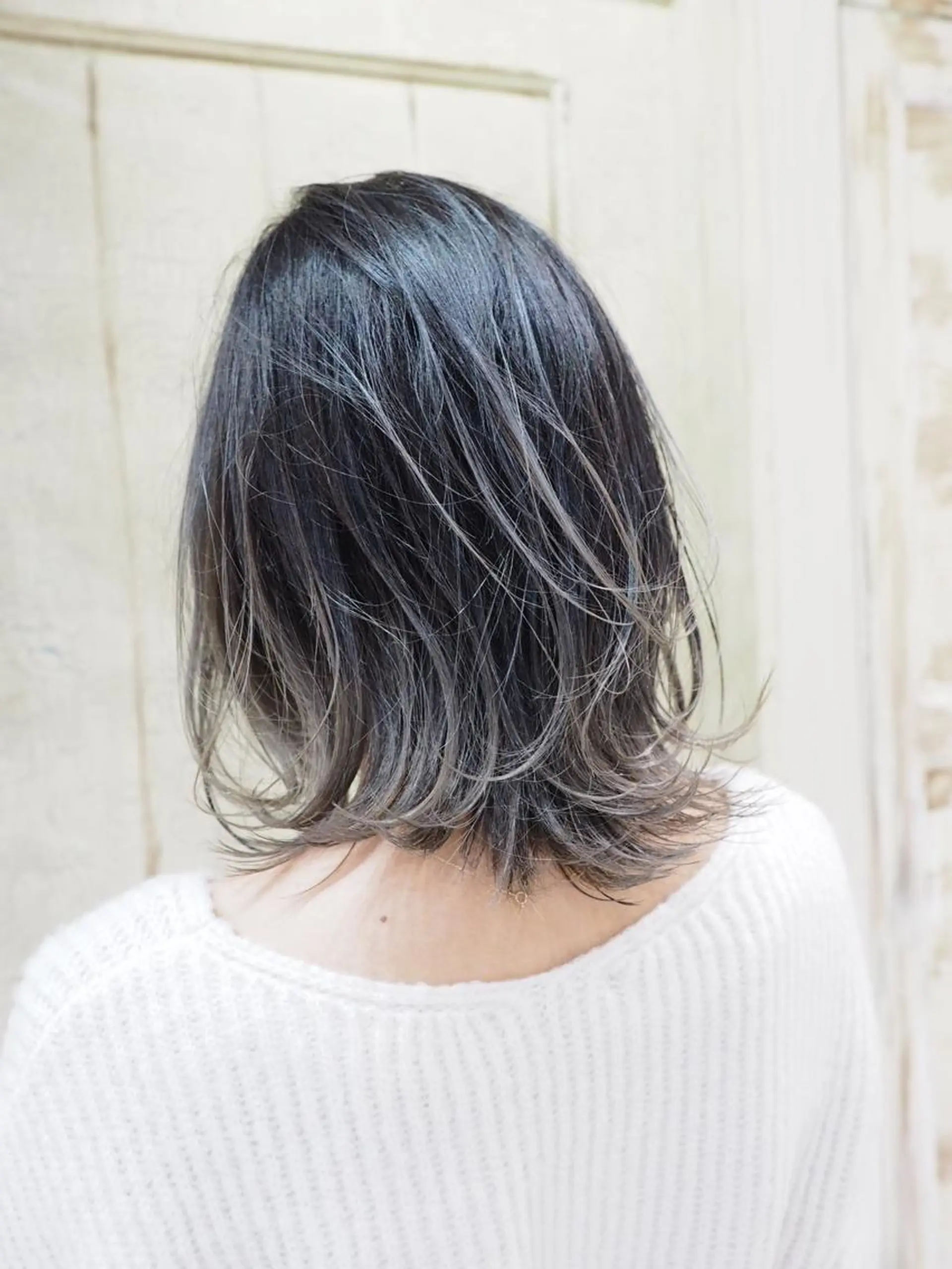 ミディアム 切りっぱなしボブ ボブ レイヤーカット 小保方 一輝のヘアスタイル