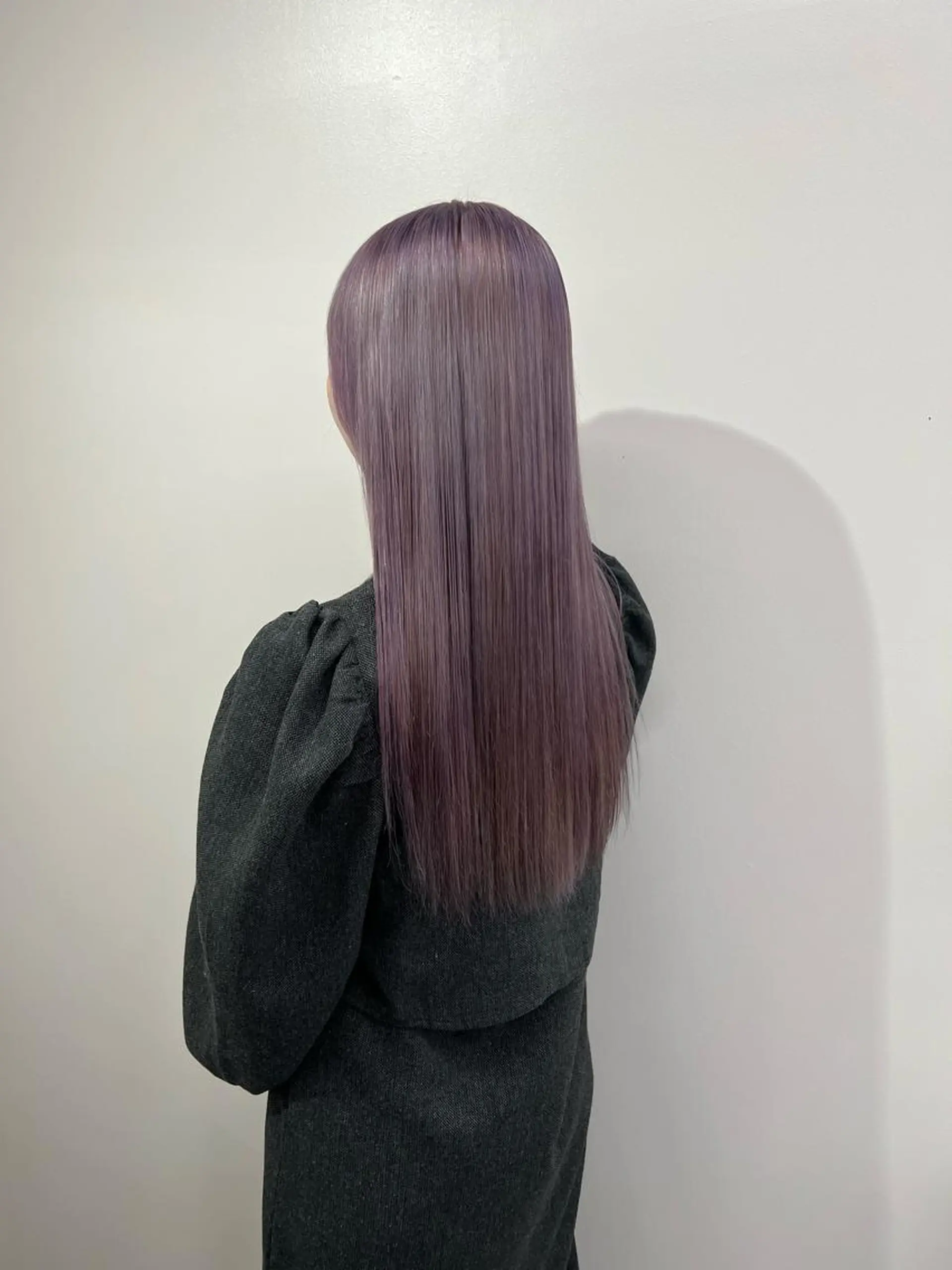 ロング カラー レイヤー・ブリーチ kiyotoshiのヘアスタイル