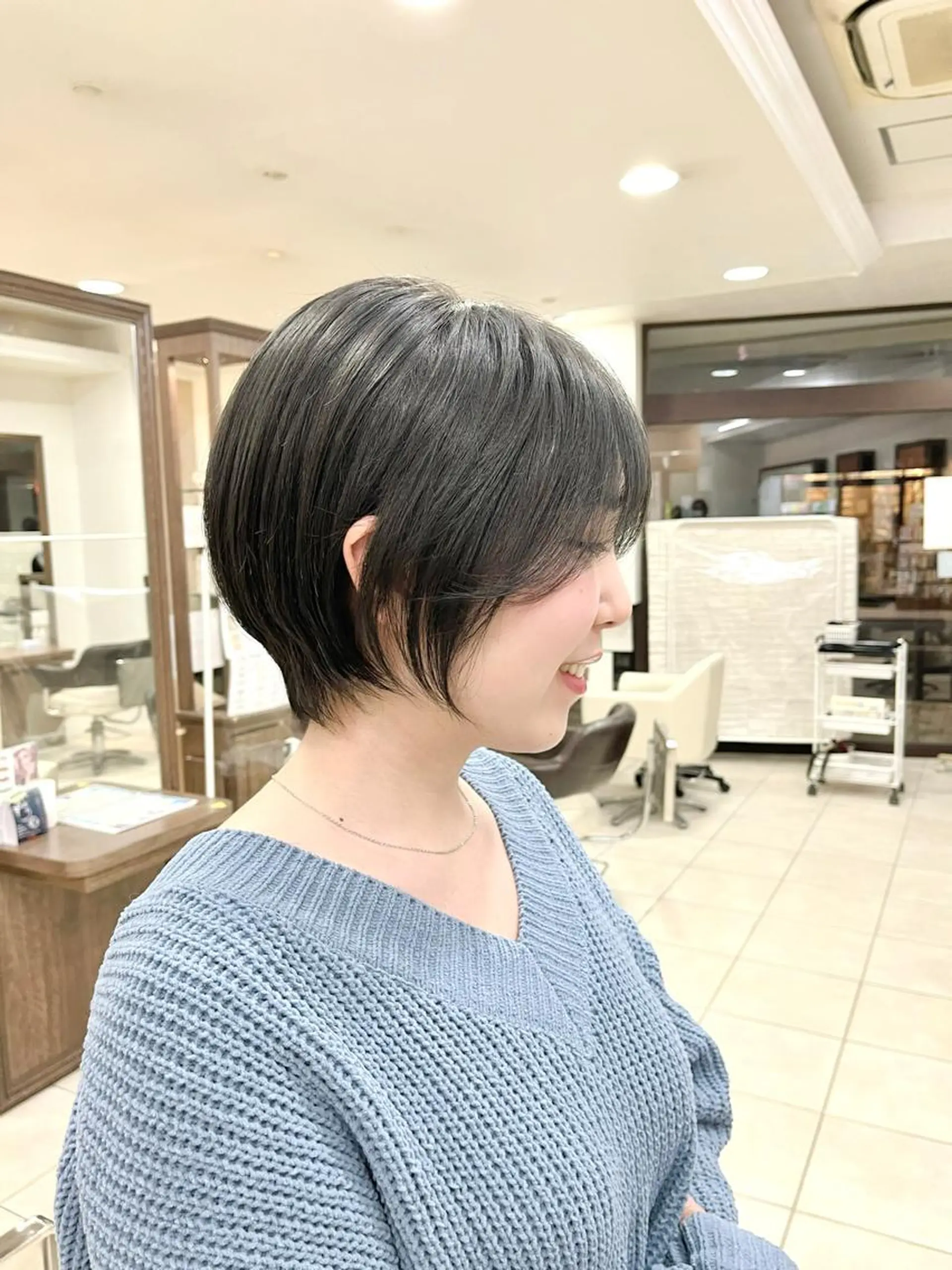 ショート カラー ショートヘア 小顔カット カット ヘアカラー トリートメント ✨髪質改善・縮毛矯正 専門美容室マーベルのヘアスタイル