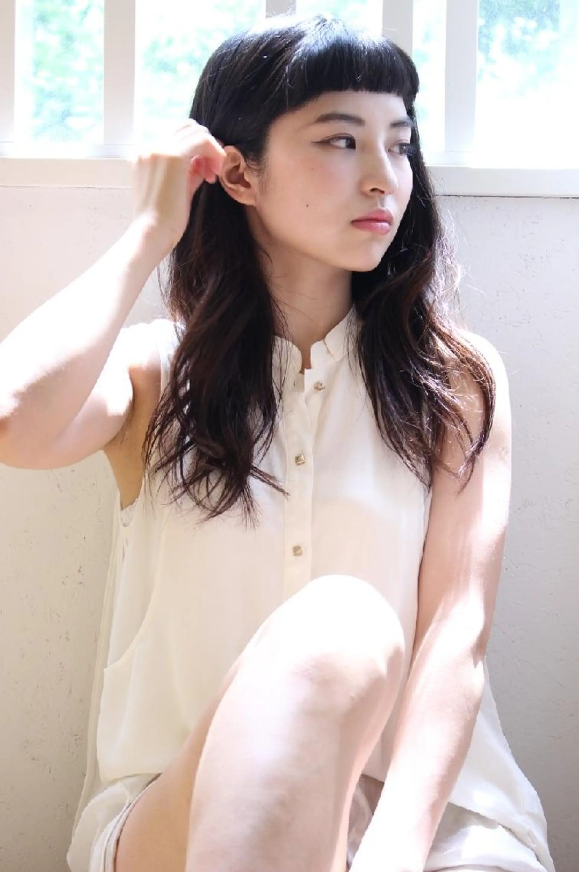 セミロング パーマ くせ毛 レイヤーカット ローレイヤー 大人ショートのスペシ ャリスト✨️井上雄輝のヘアスタイル