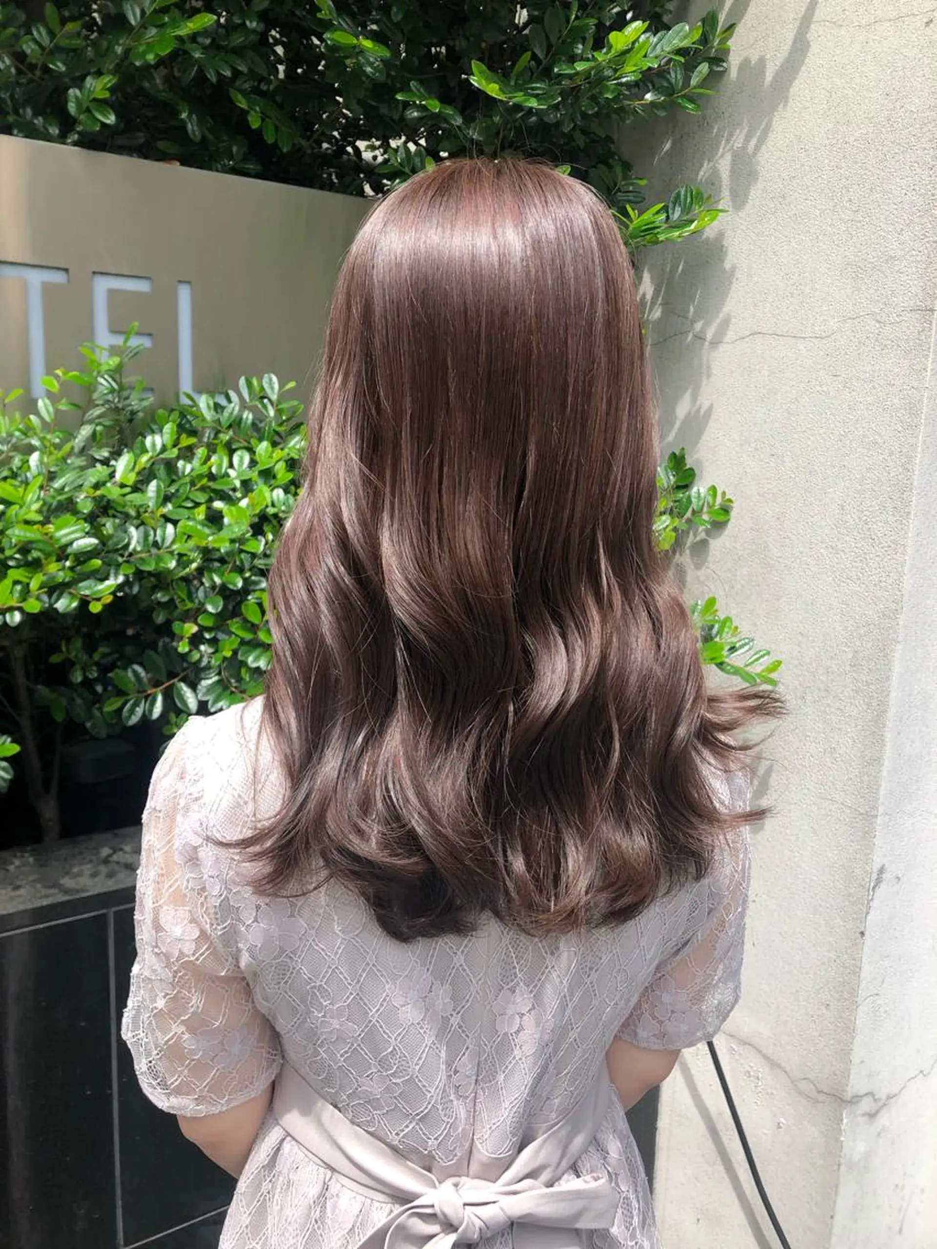 セミロング アッシュ ヘアカラー トリートメント ボブ/縮毛矯正/ レイヤー/塚田のヘアスタイル