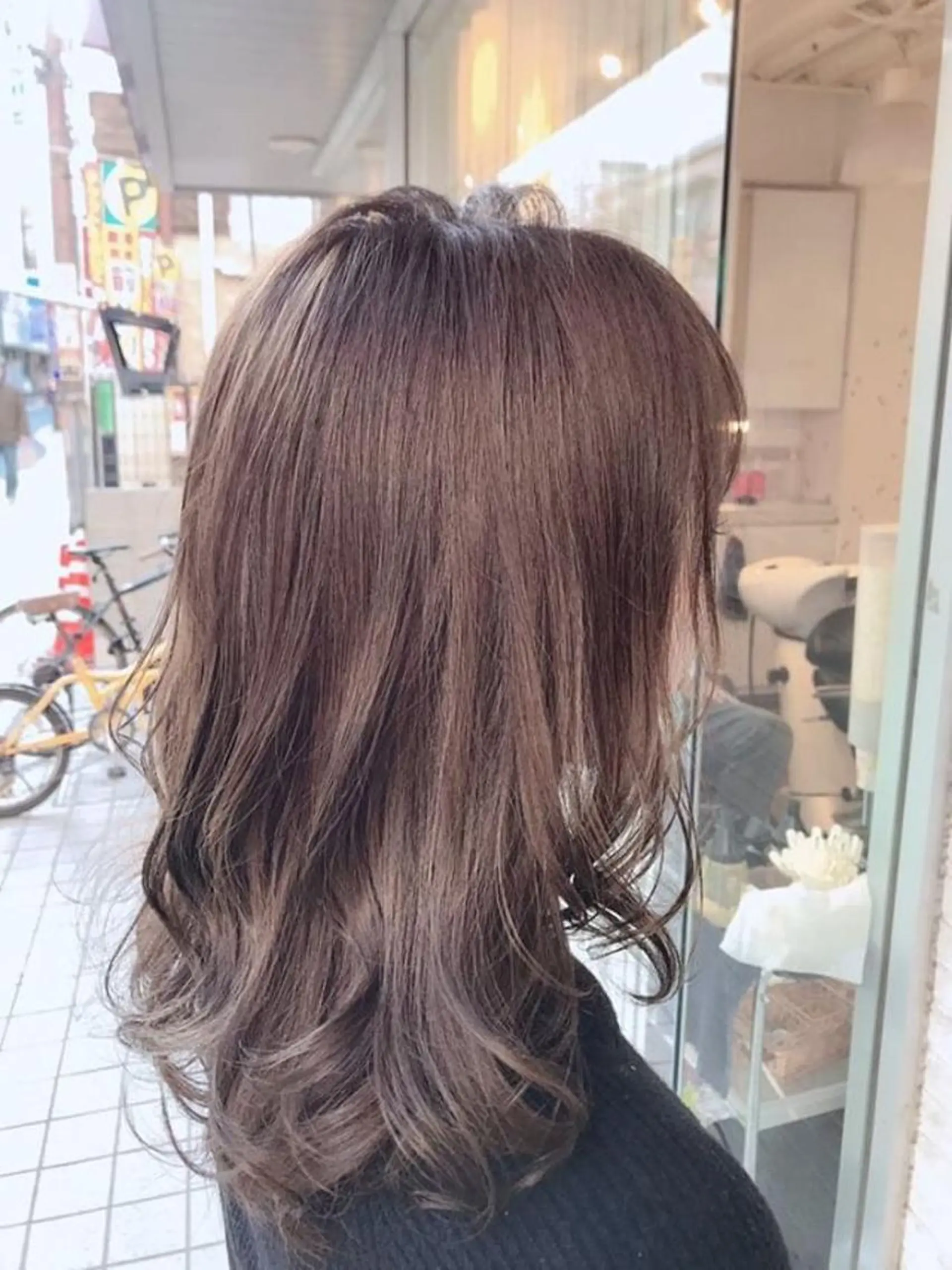 セミロング 西山 恵太郎のヘアスタイル